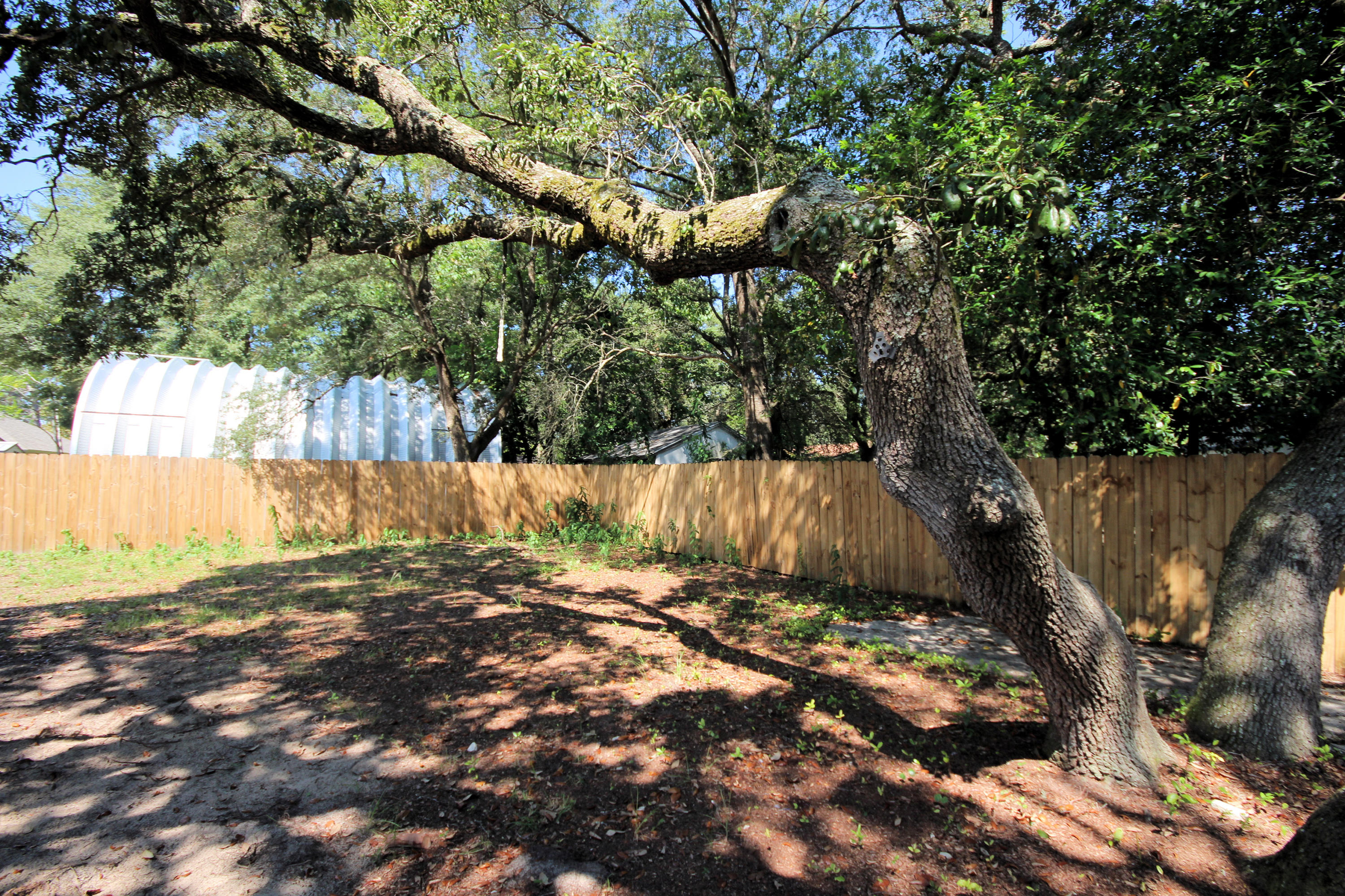 Garnier's Beach 3rd - Residential