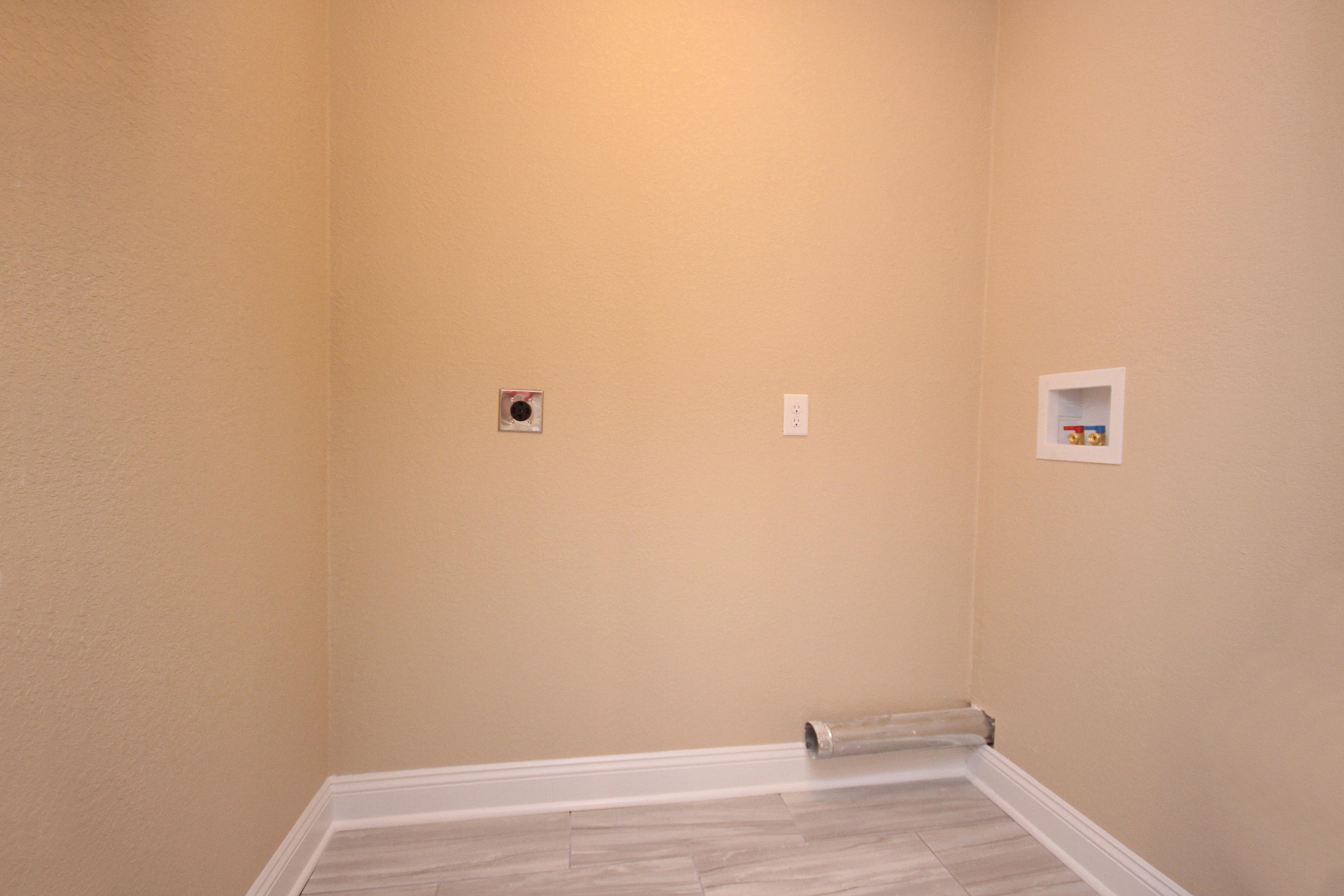 Garnier's Beach 3rd - Residential