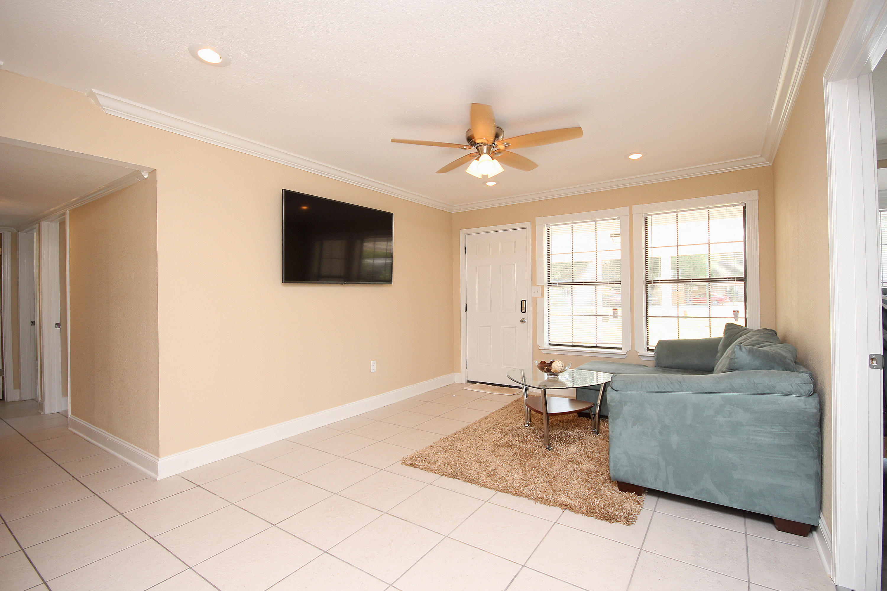 Garnier's Beach 3rd - Residential