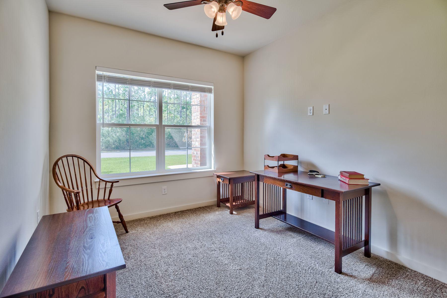 SECLUSION BAY - Residential