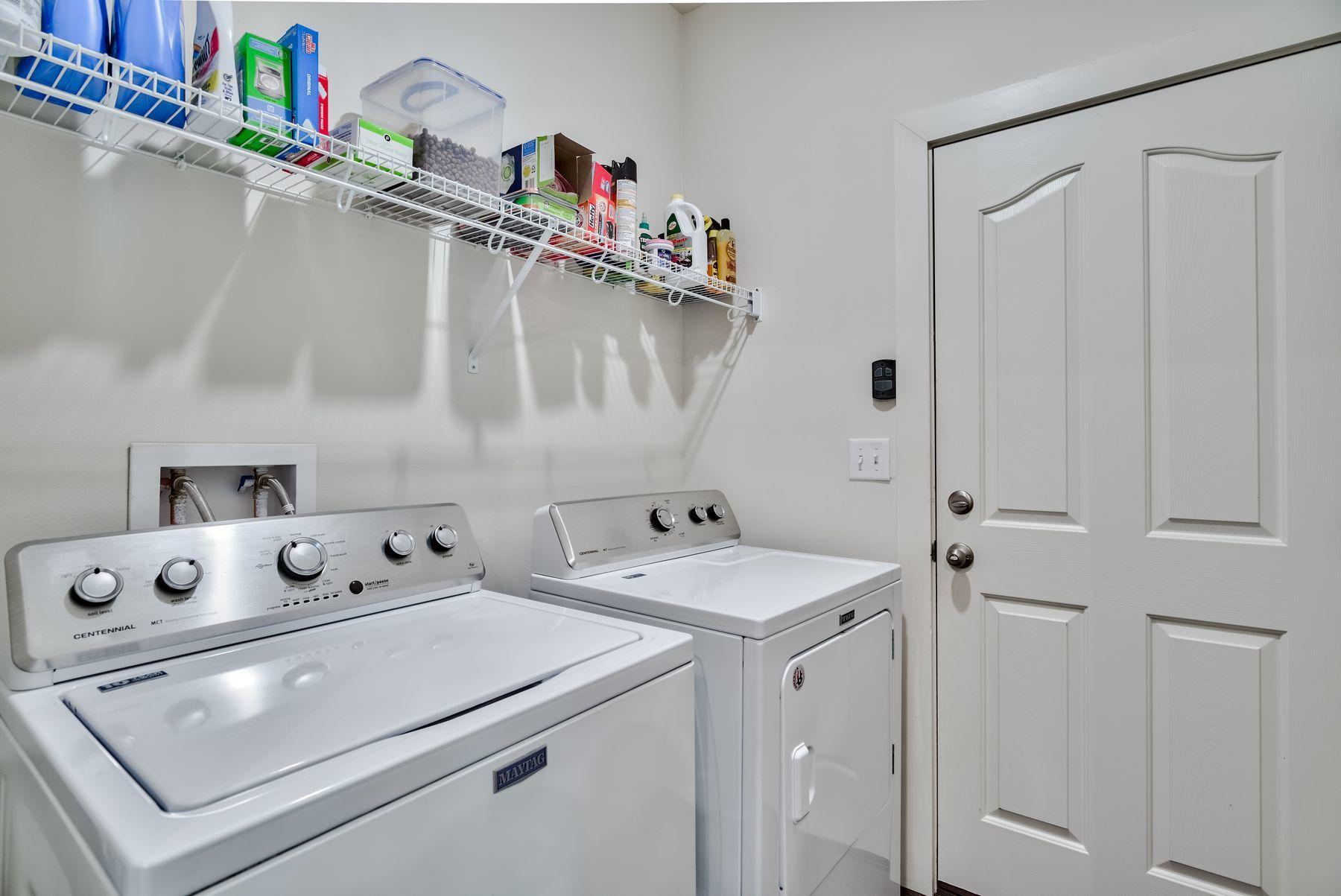 SECLUSION BAY - Residential