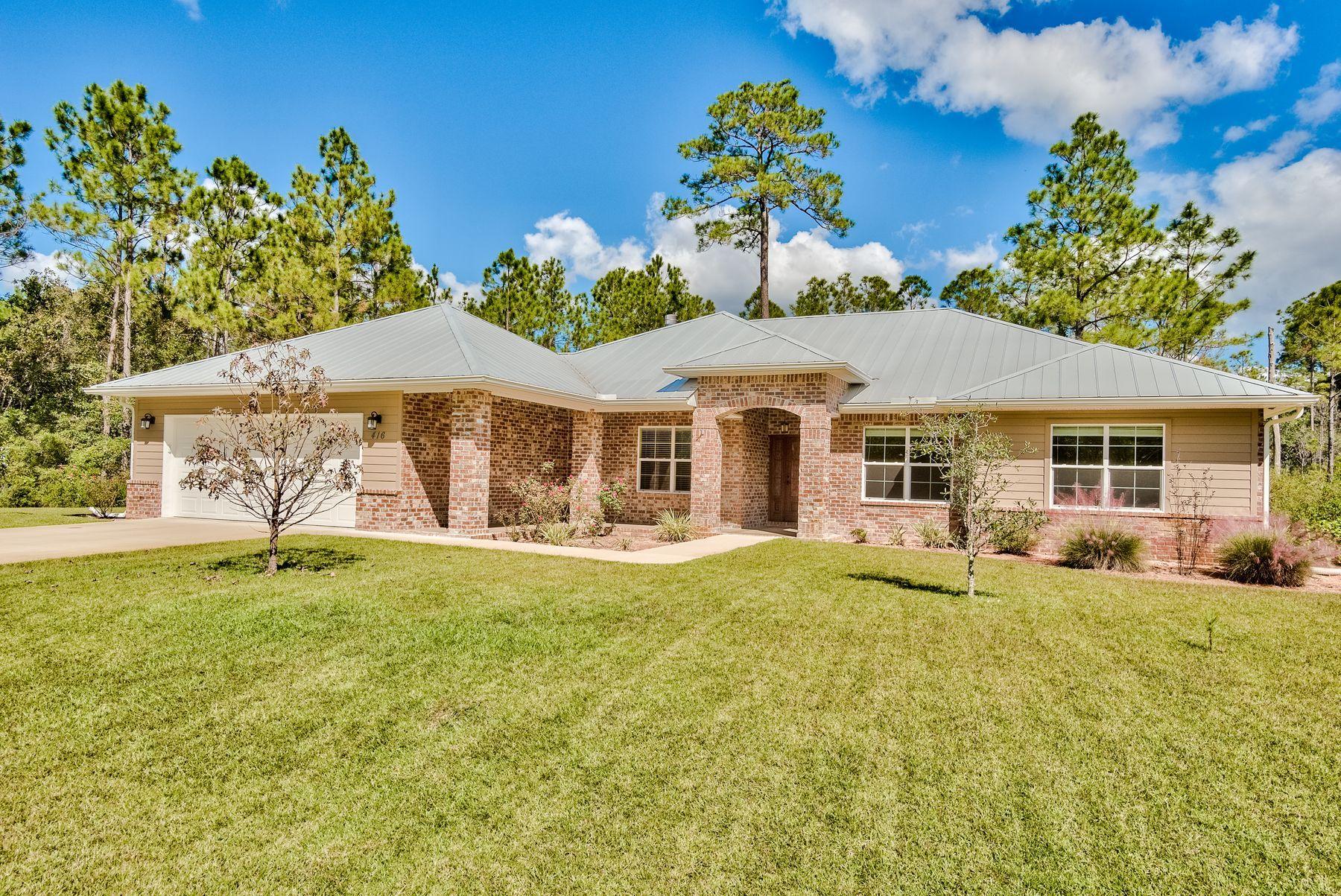 SECLUSION BAY - Residential