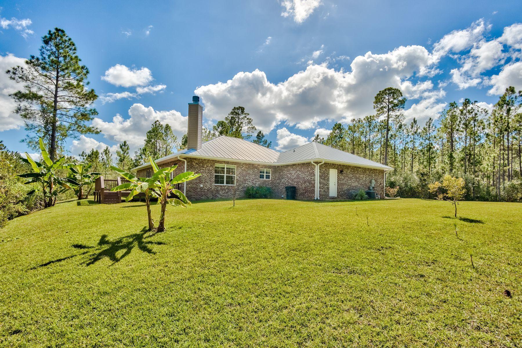 SECLUSION BAY - Residential