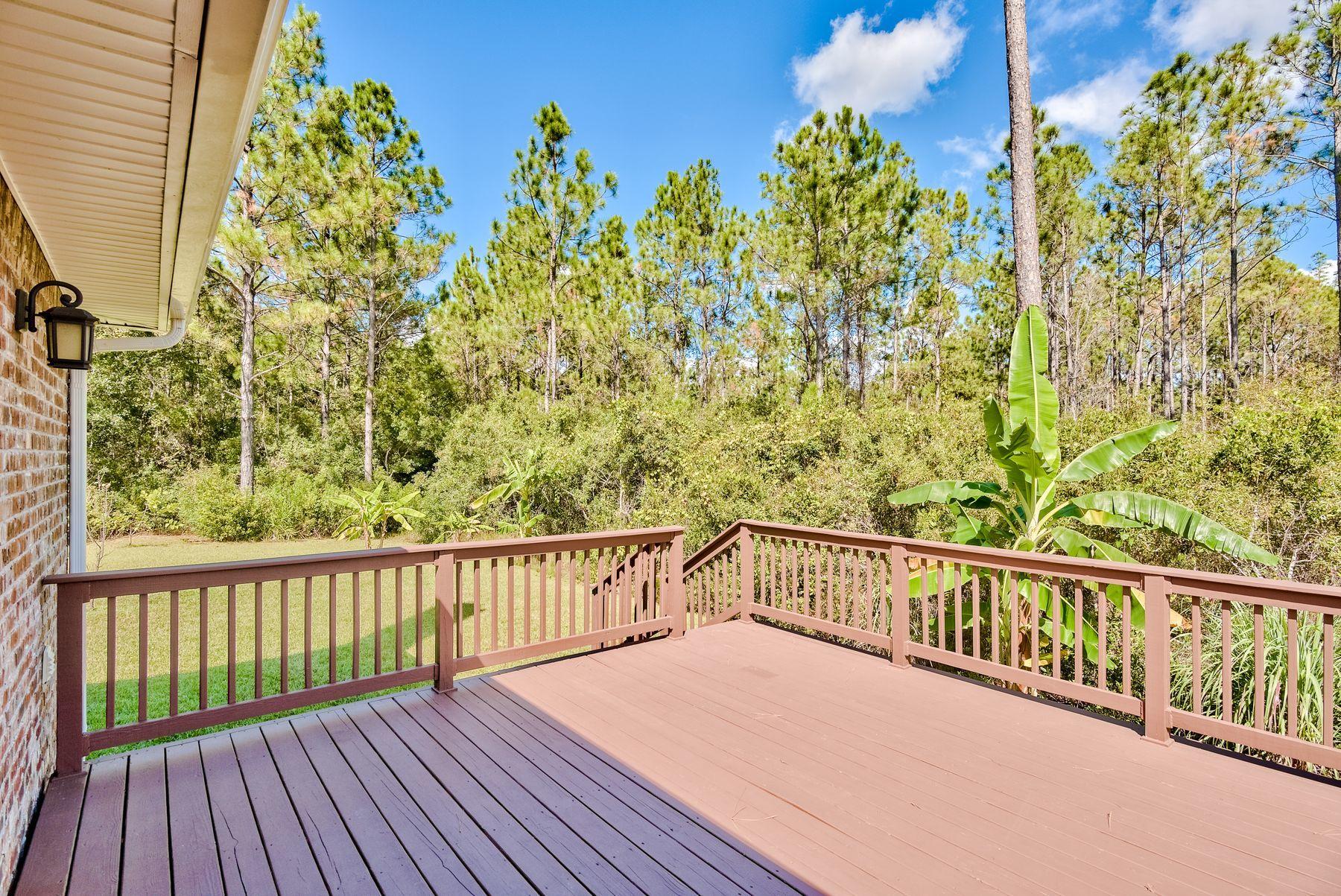 SECLUSION BAY - Residential