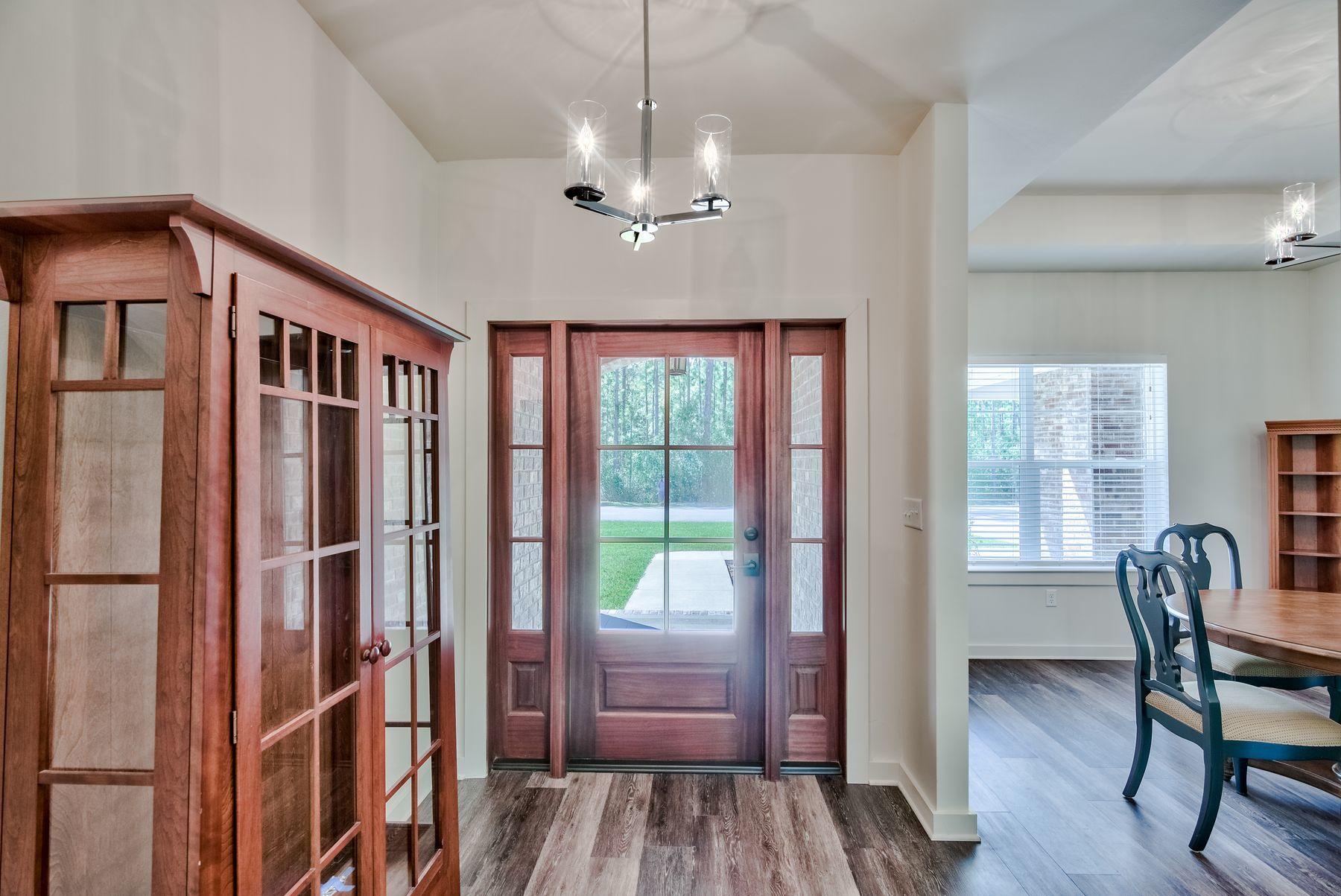 SECLUSION BAY - Residential