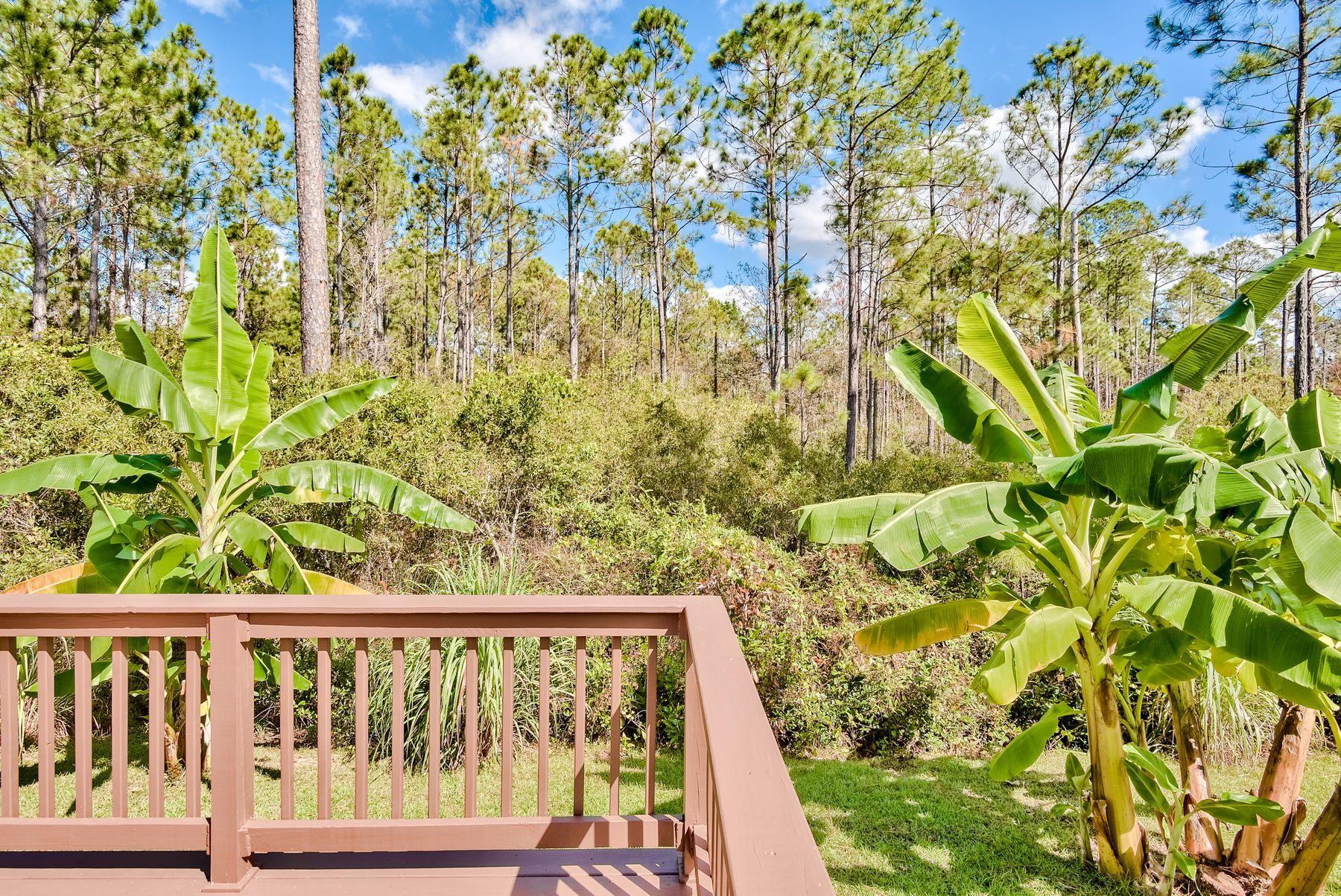 SECLUSION BAY - Residential