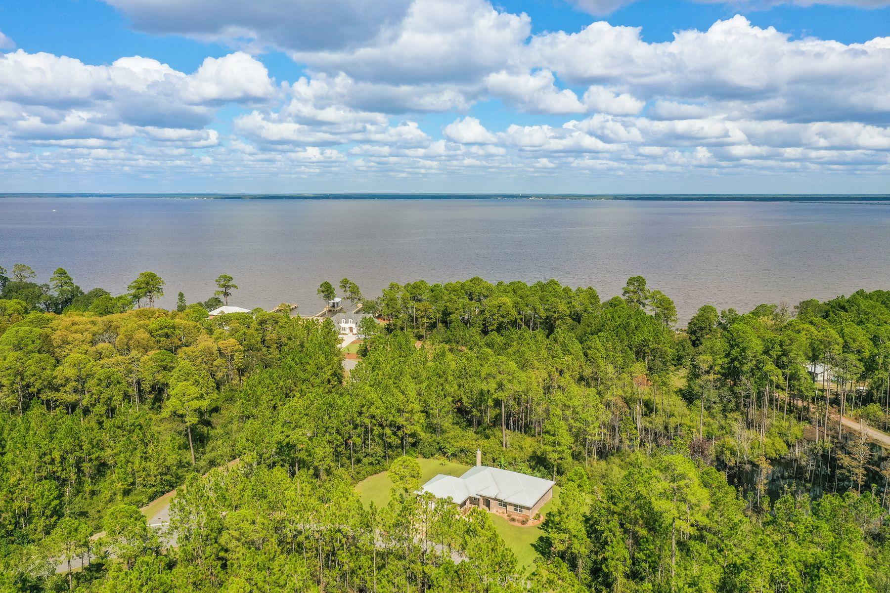 SECLUSION BAY - Residential