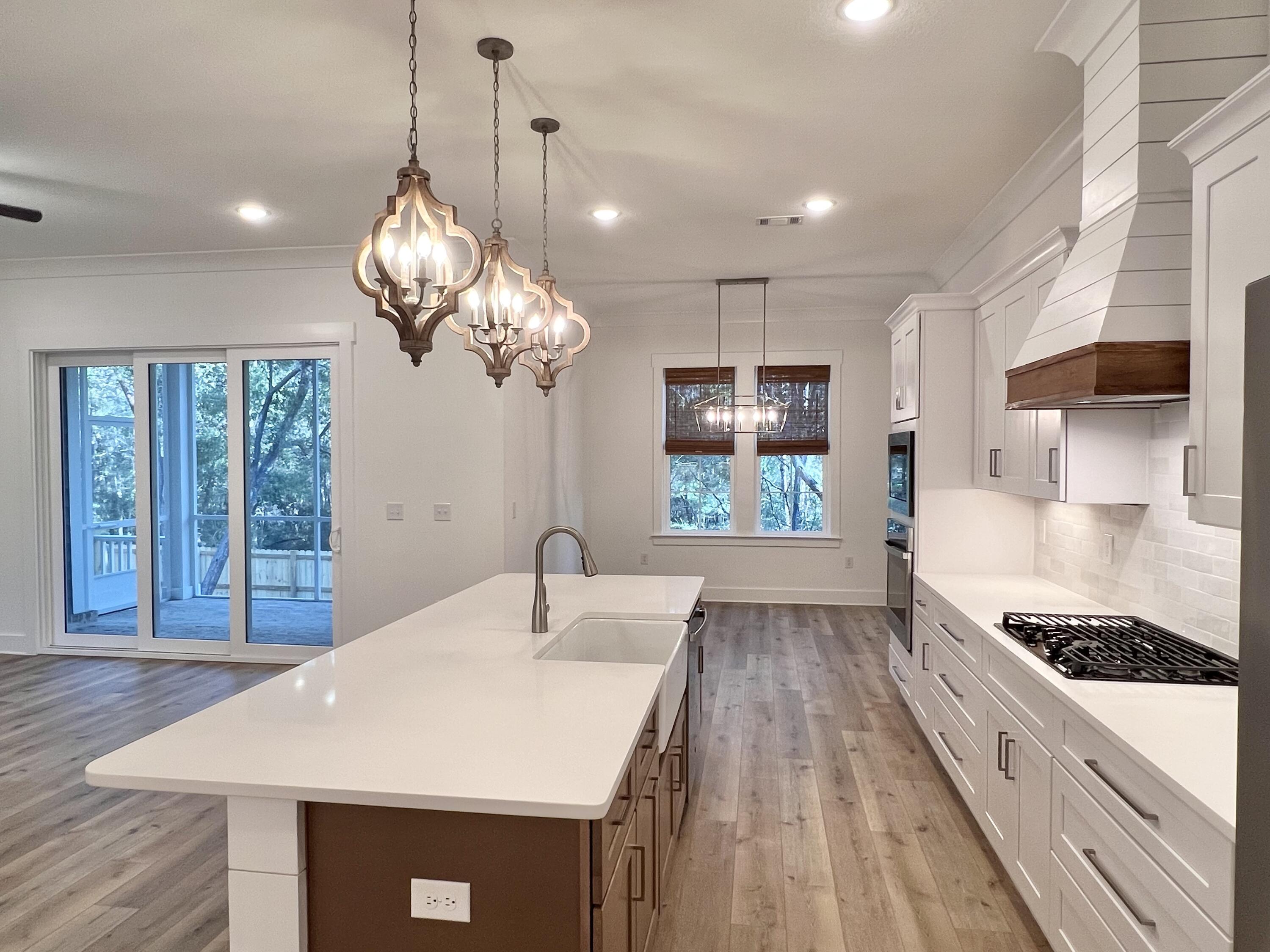 DEER MOSS CREEK - Residential