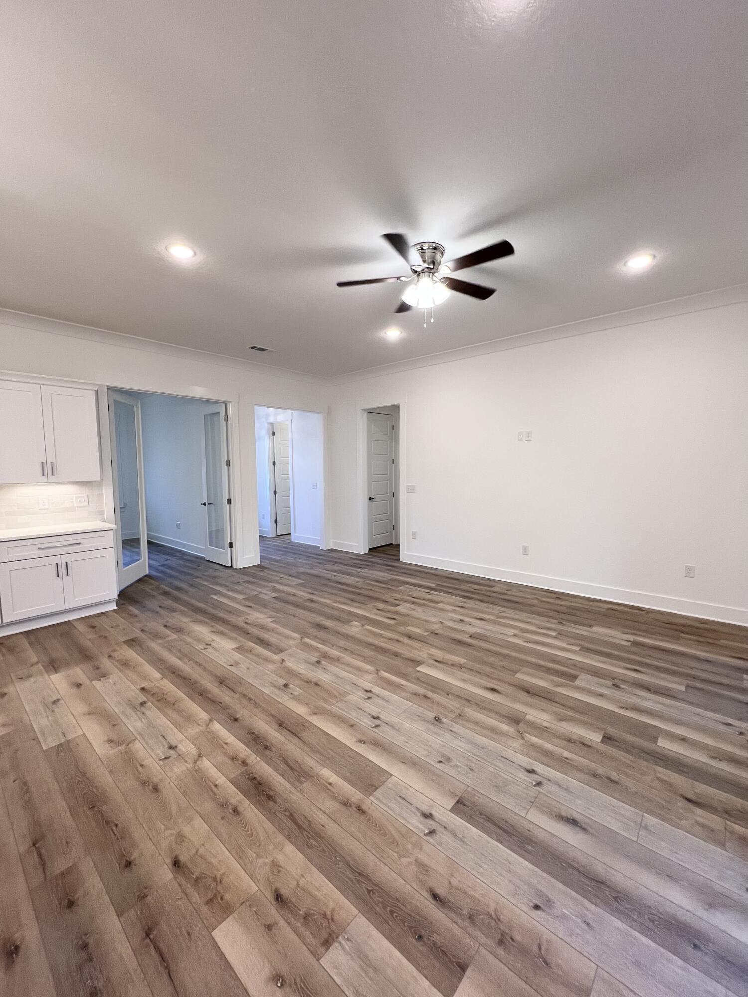 DEER MOSS CREEK - Residential