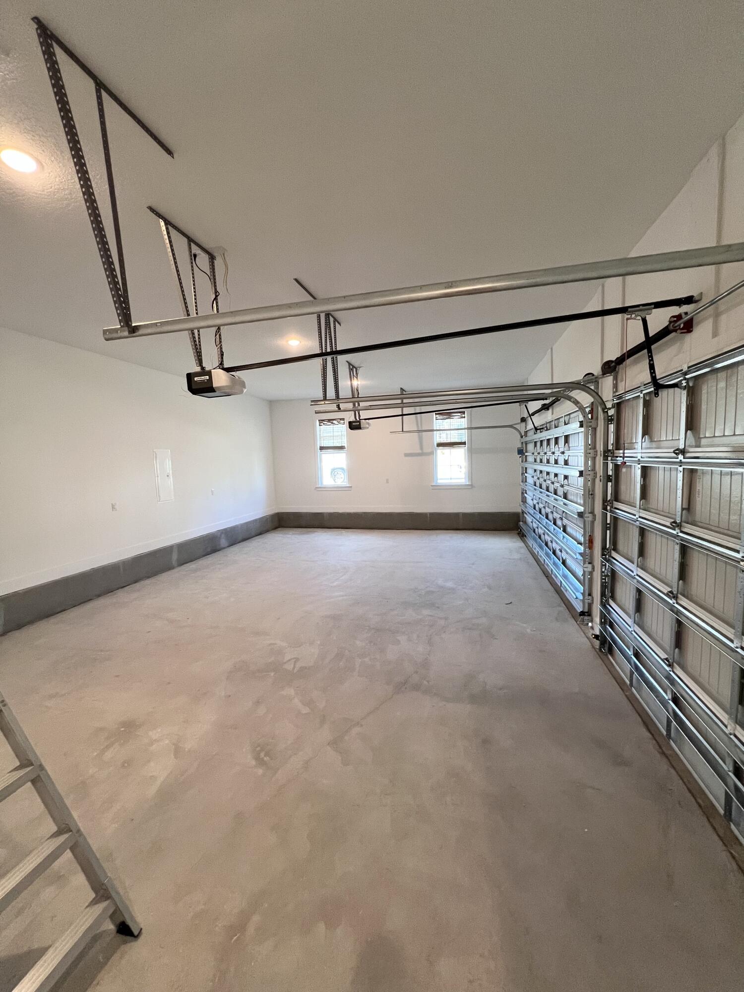 DEER MOSS CREEK - Residential