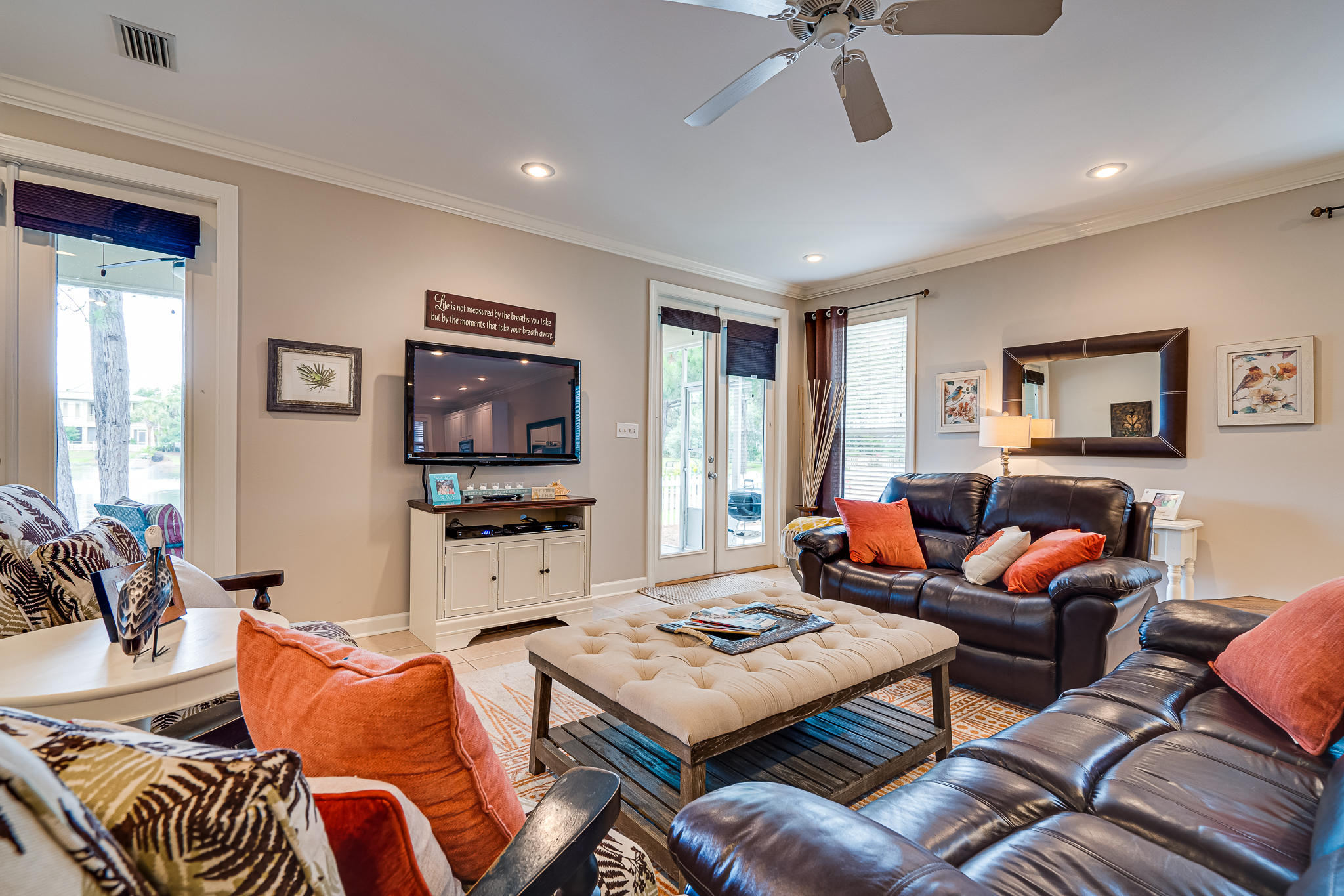 CRYSTAL LAKE - Residential