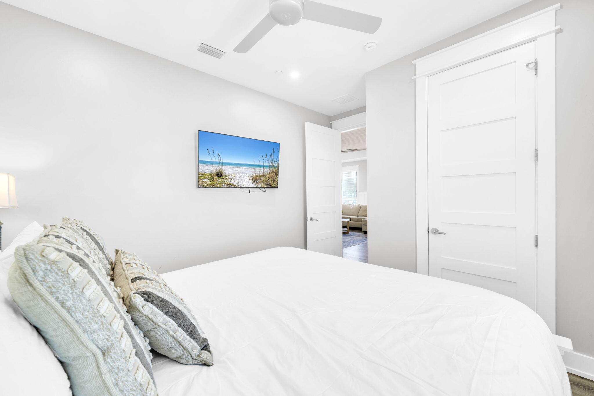 BID-A-WEE S/D - Residential