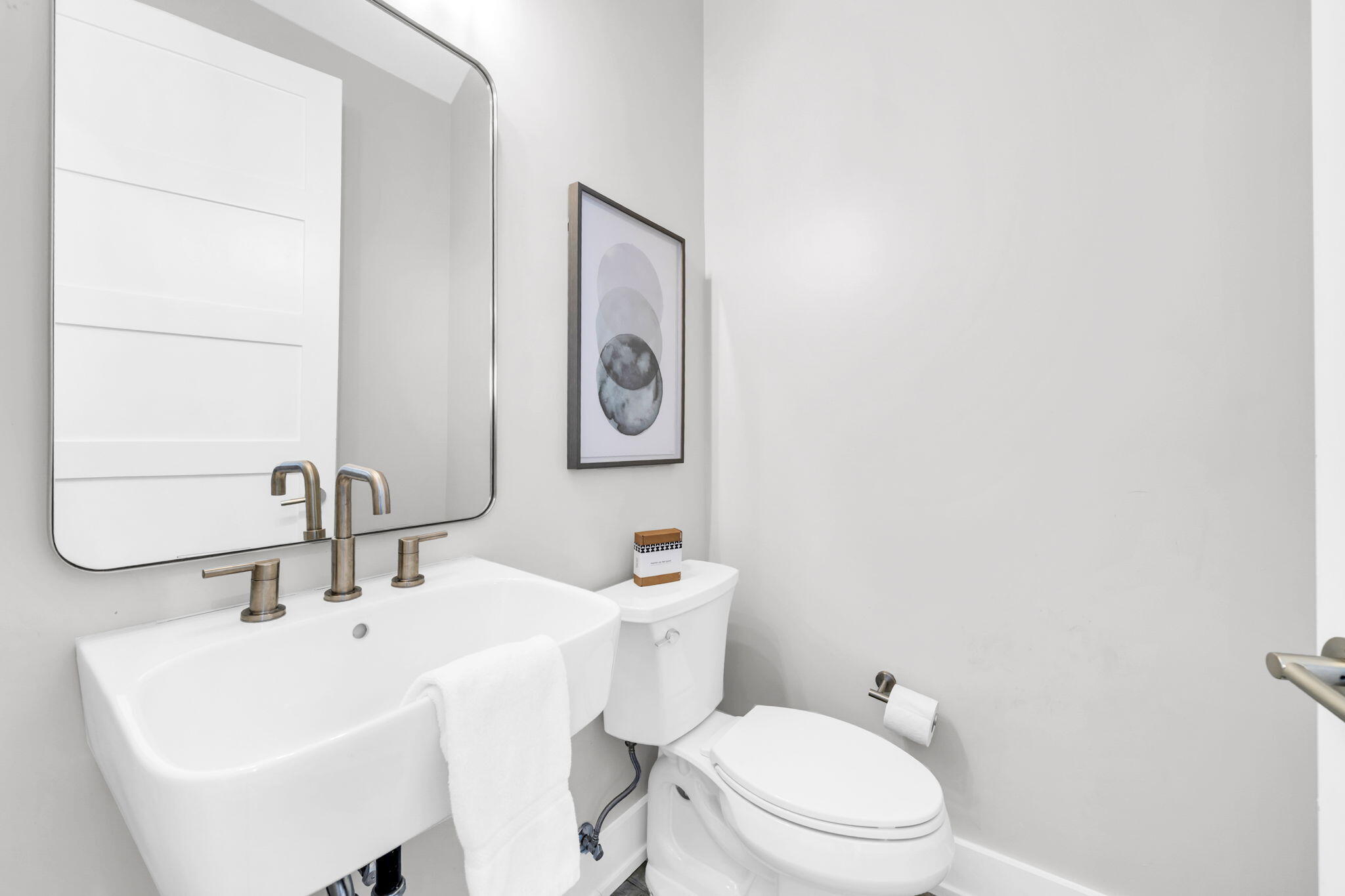 BID-A-WEE S/D - Residential