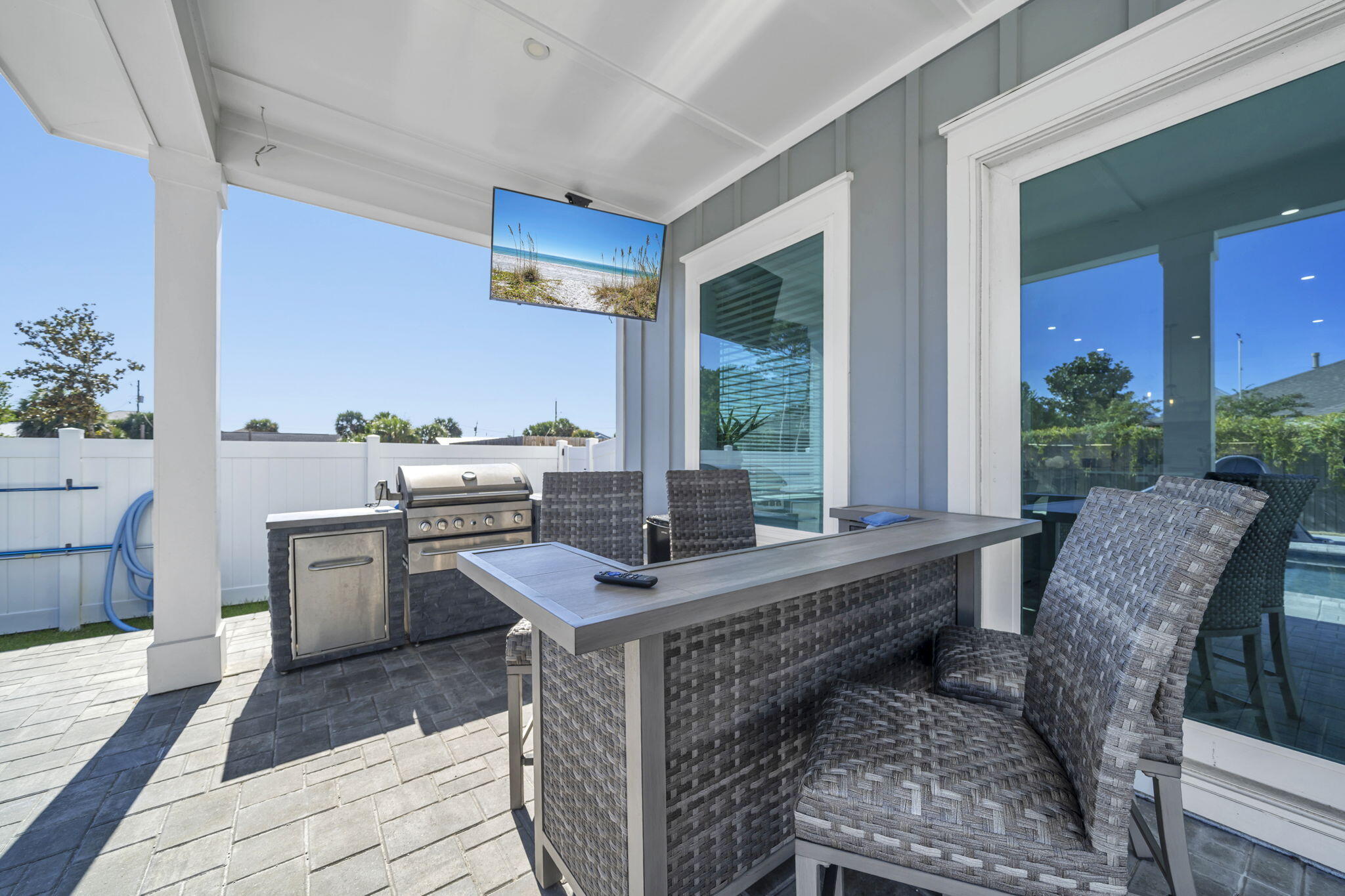 BID-A-WEE S/D - Residential
