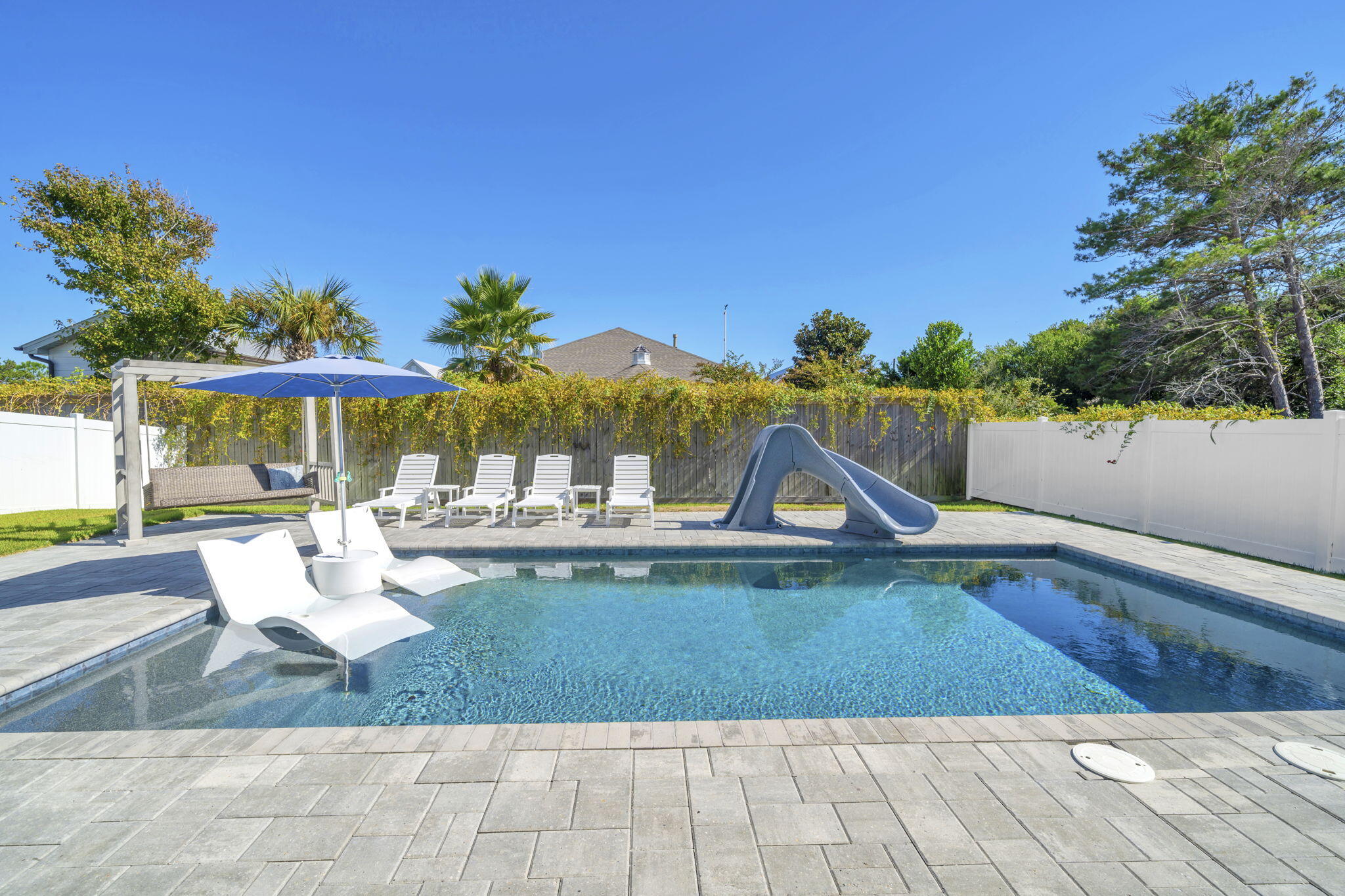 BID-A-WEE S/D - Residential