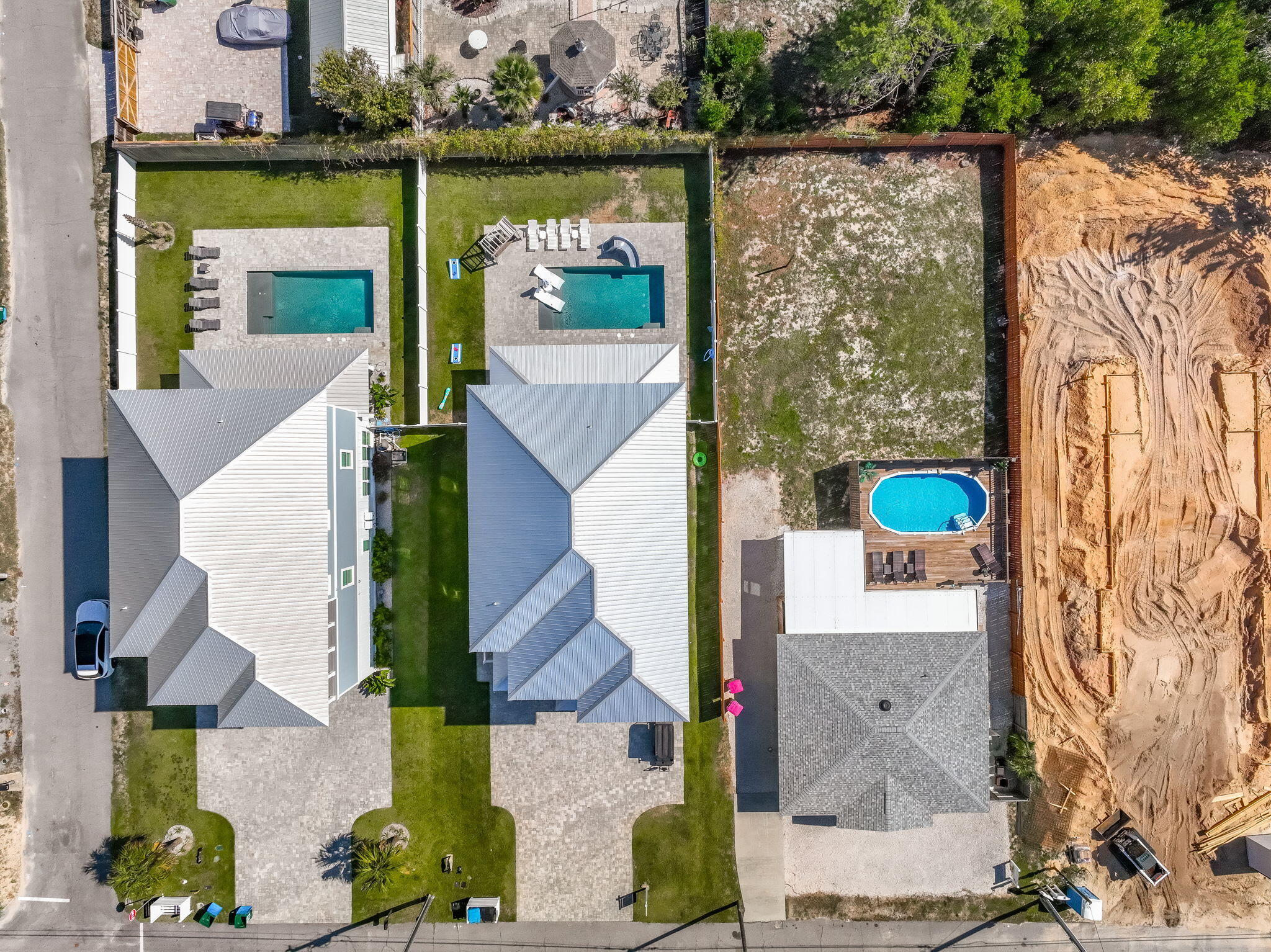 BID-A-WEE S/D - Residential