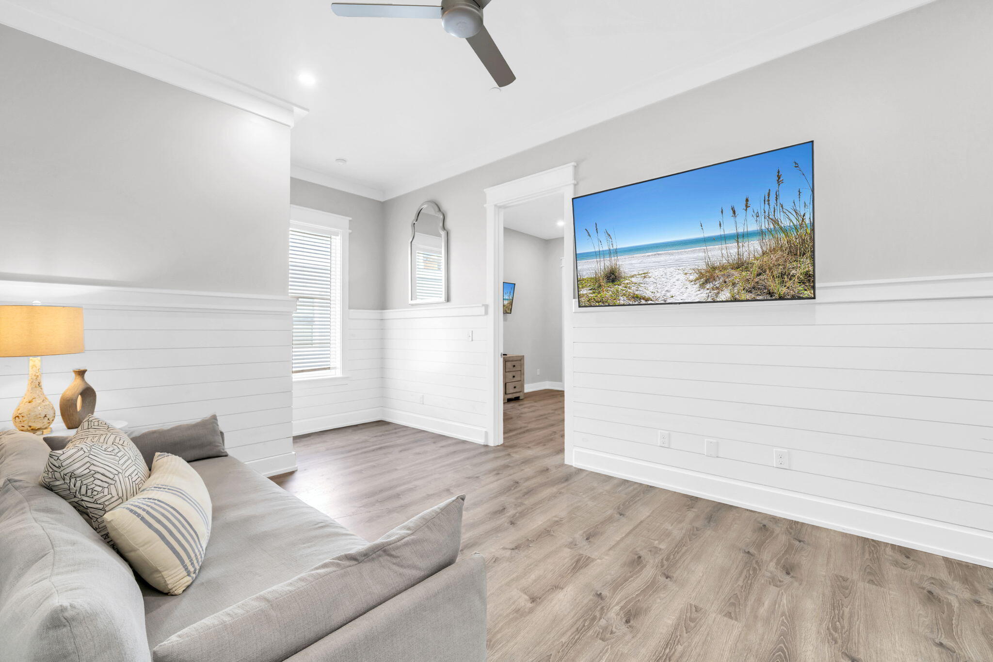 BID-A-WEE S/D - Residential