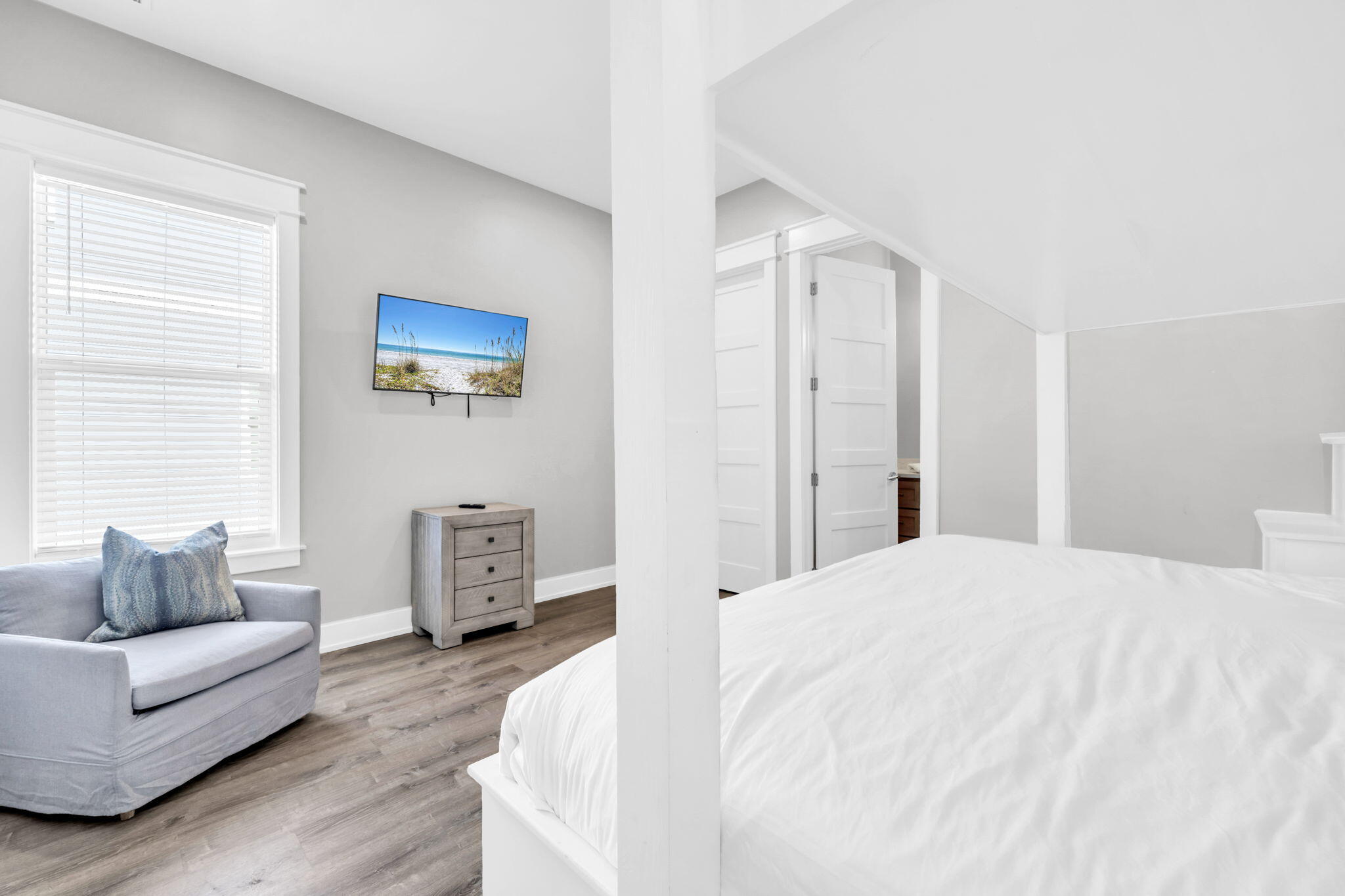 BID-A-WEE S/D - Residential