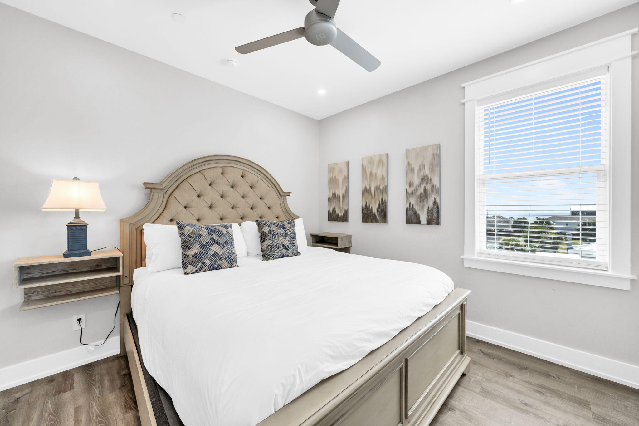 BID-A-WEE S/D - Residential