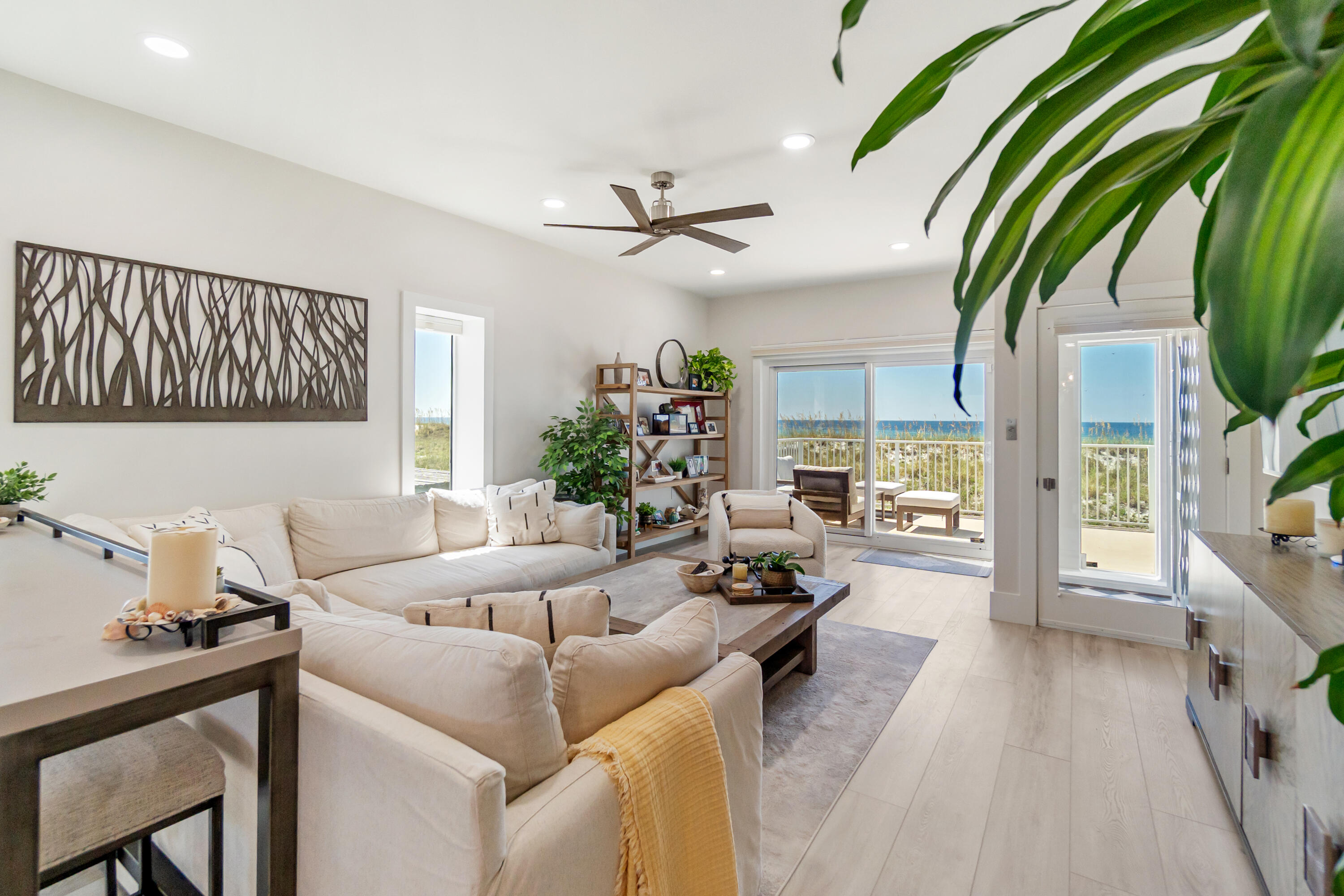 PORT SIDE VILLAS CONDOMINIUM - Residential