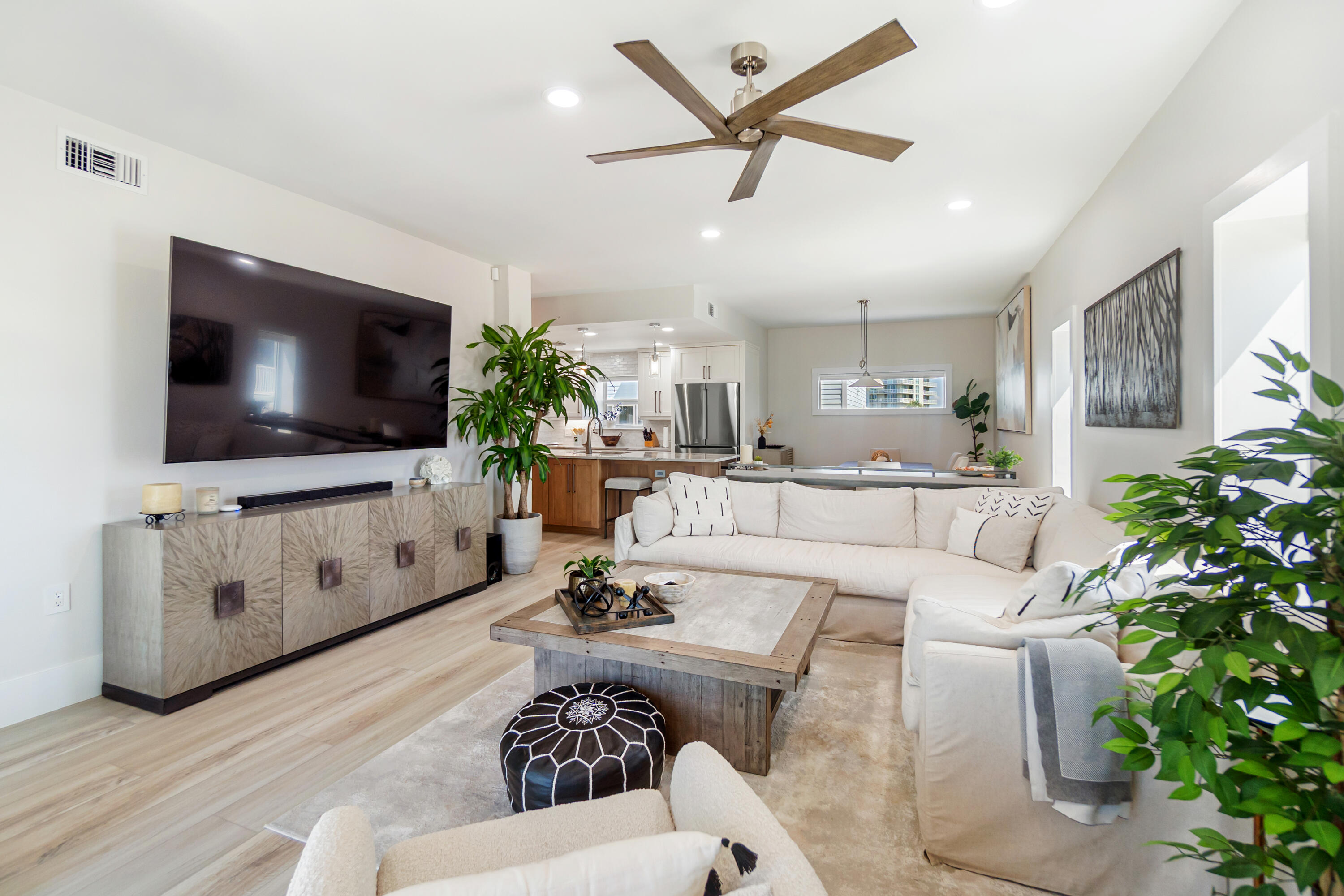 PORT SIDE VILLAS CONDOMINIUM - Residential