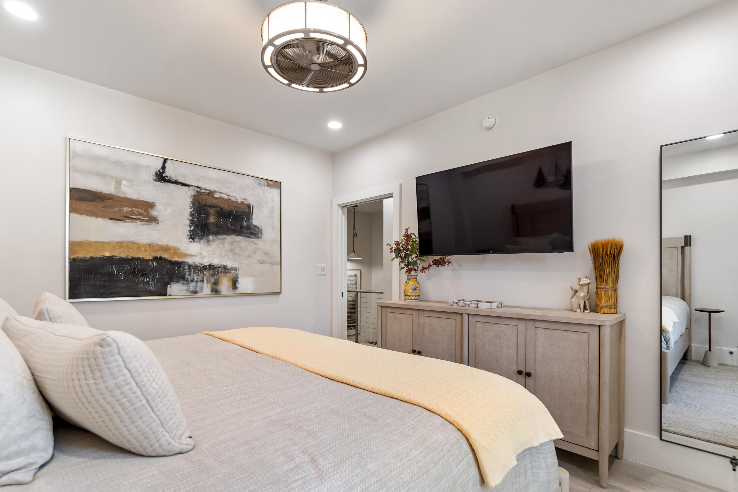 PORT SIDE VILLAS CONDOMINIUM - Residential