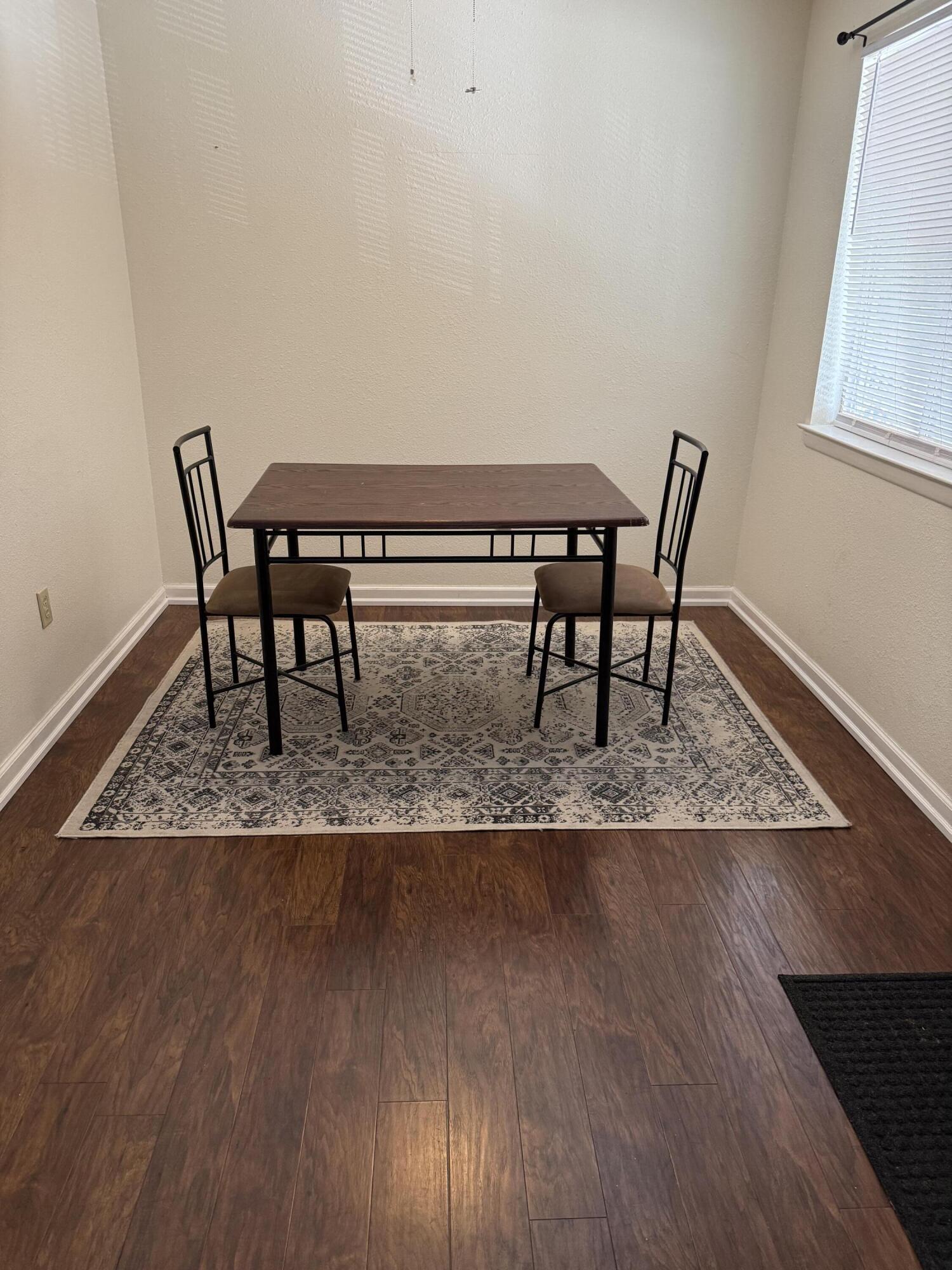 COLLEGE PARK CONDO - Residential Lease