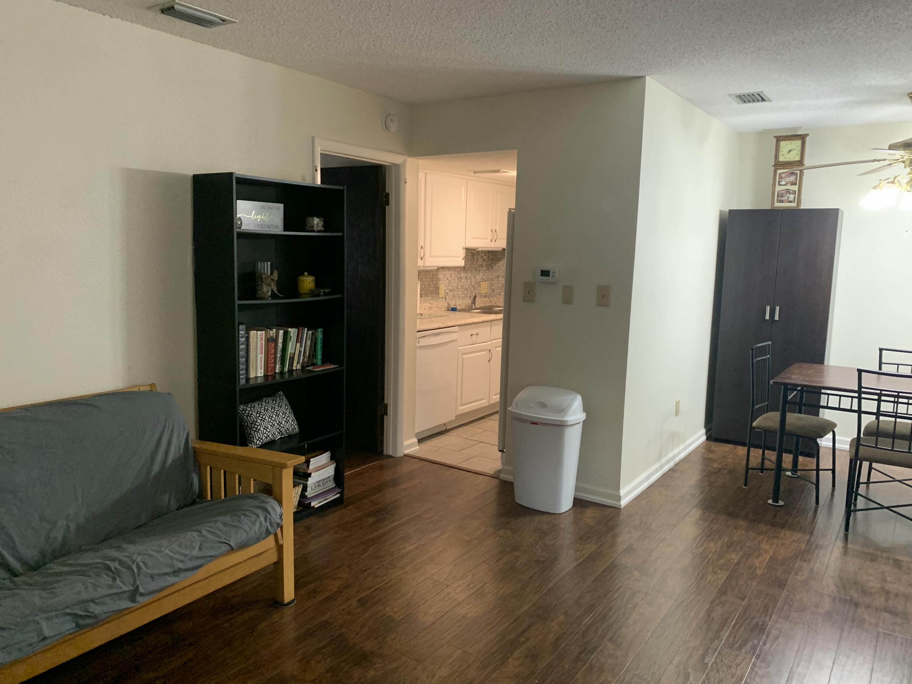 COLLEGE PARK CONDO - Residential Lease
