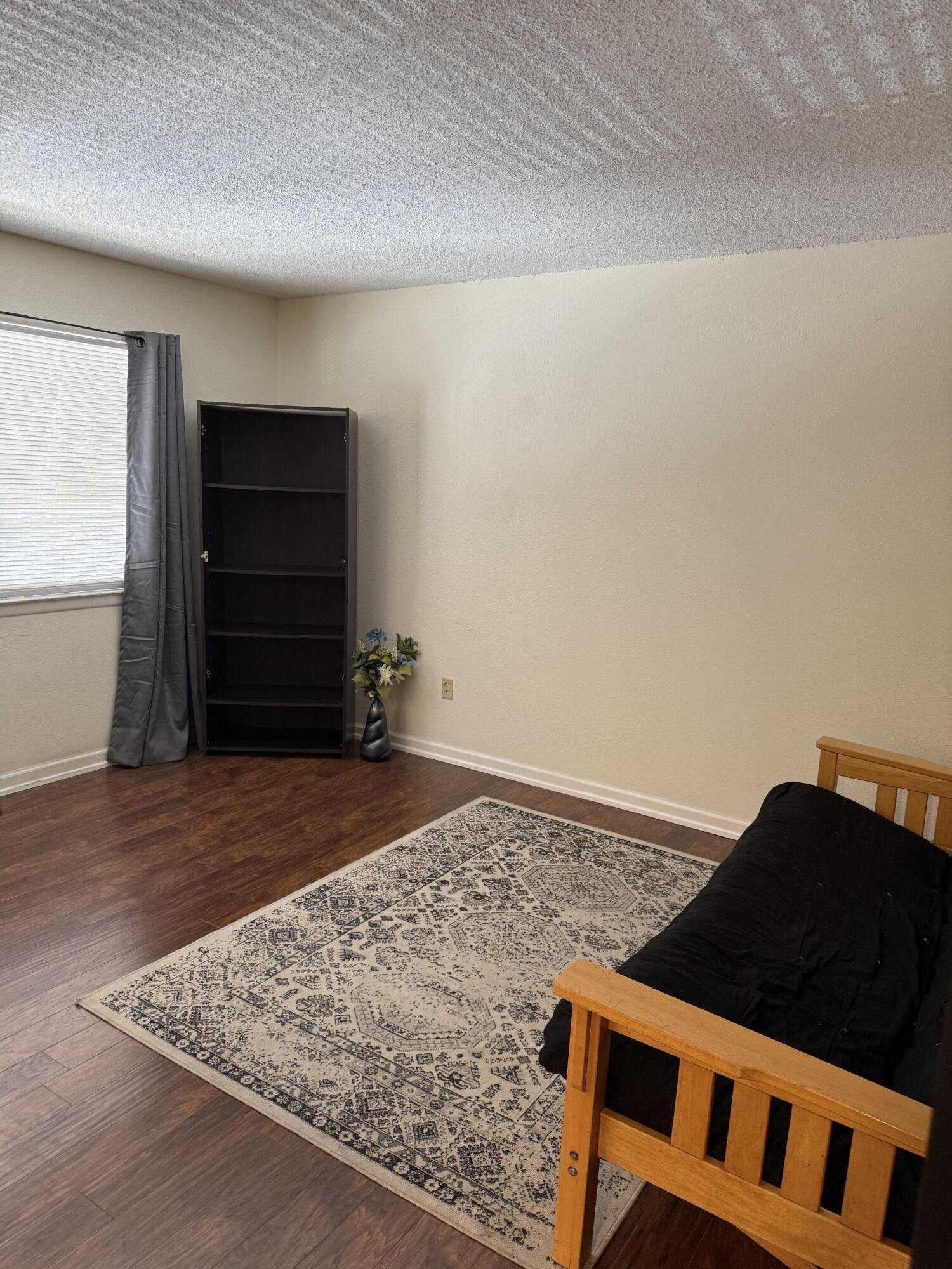 COLLEGE PARK CONDO - Residential Lease