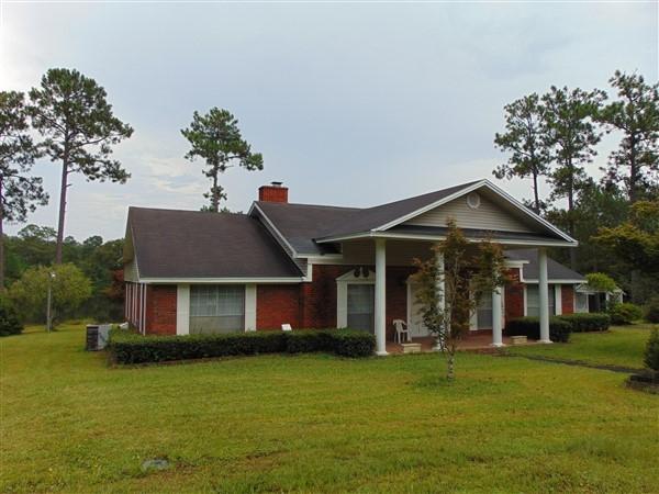 PINE SHORES - Residential