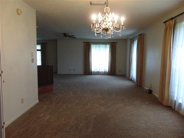 PINE SHORES - Residential