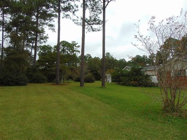 PINE SHORES - Residential