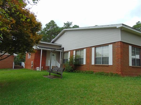 PINE SHORES - Residential