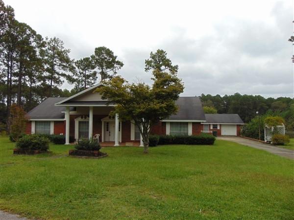 PINE SHORES - Residential