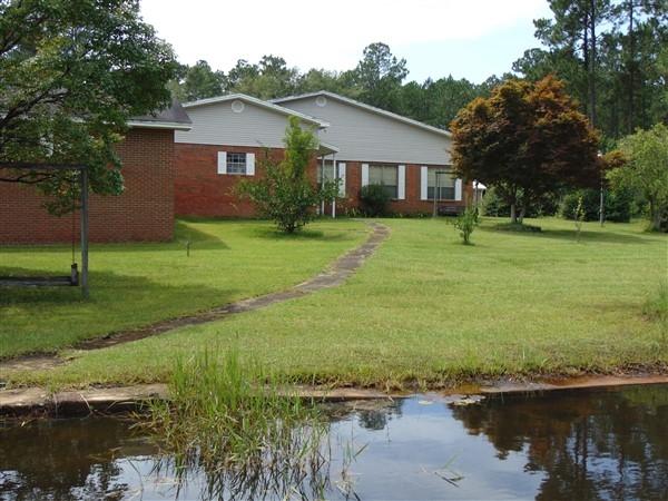 PINE SHORES - Residential