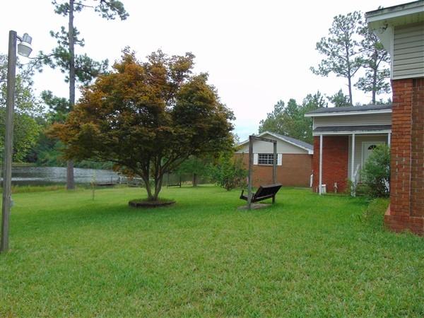 PINE SHORES - Residential