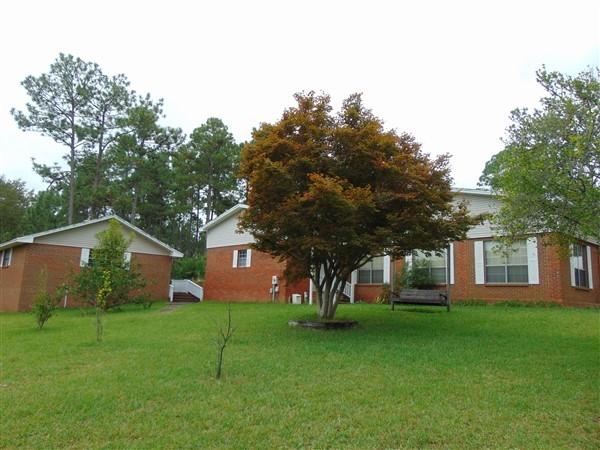 PINE SHORES - Residential