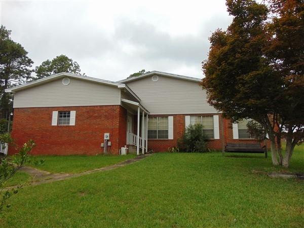 PINE SHORES - Residential