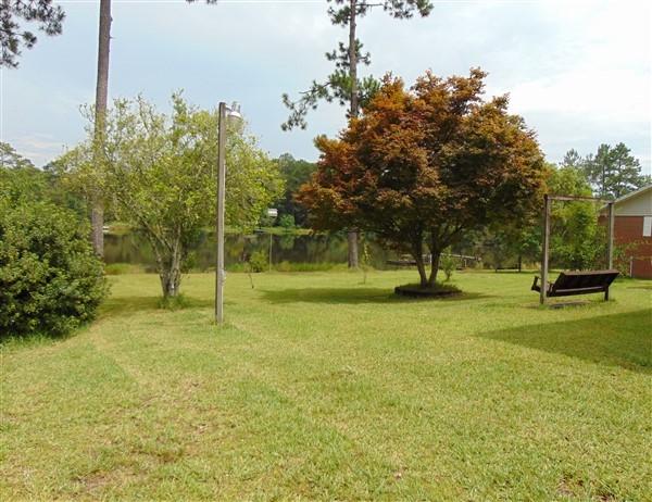 PINE SHORES - Residential