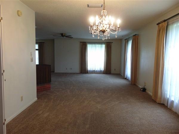 PINE SHORES - Residential