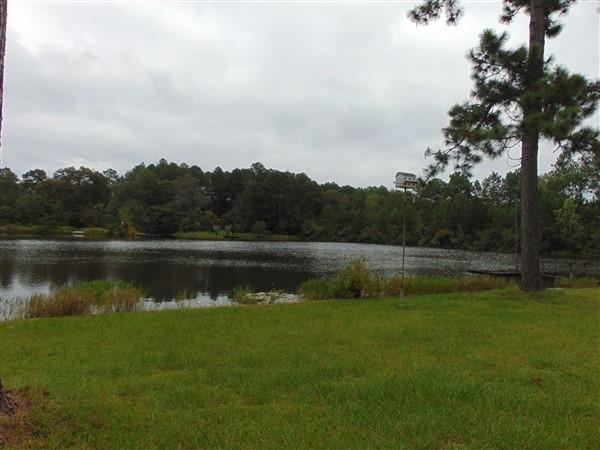 PINE SHORES - Residential