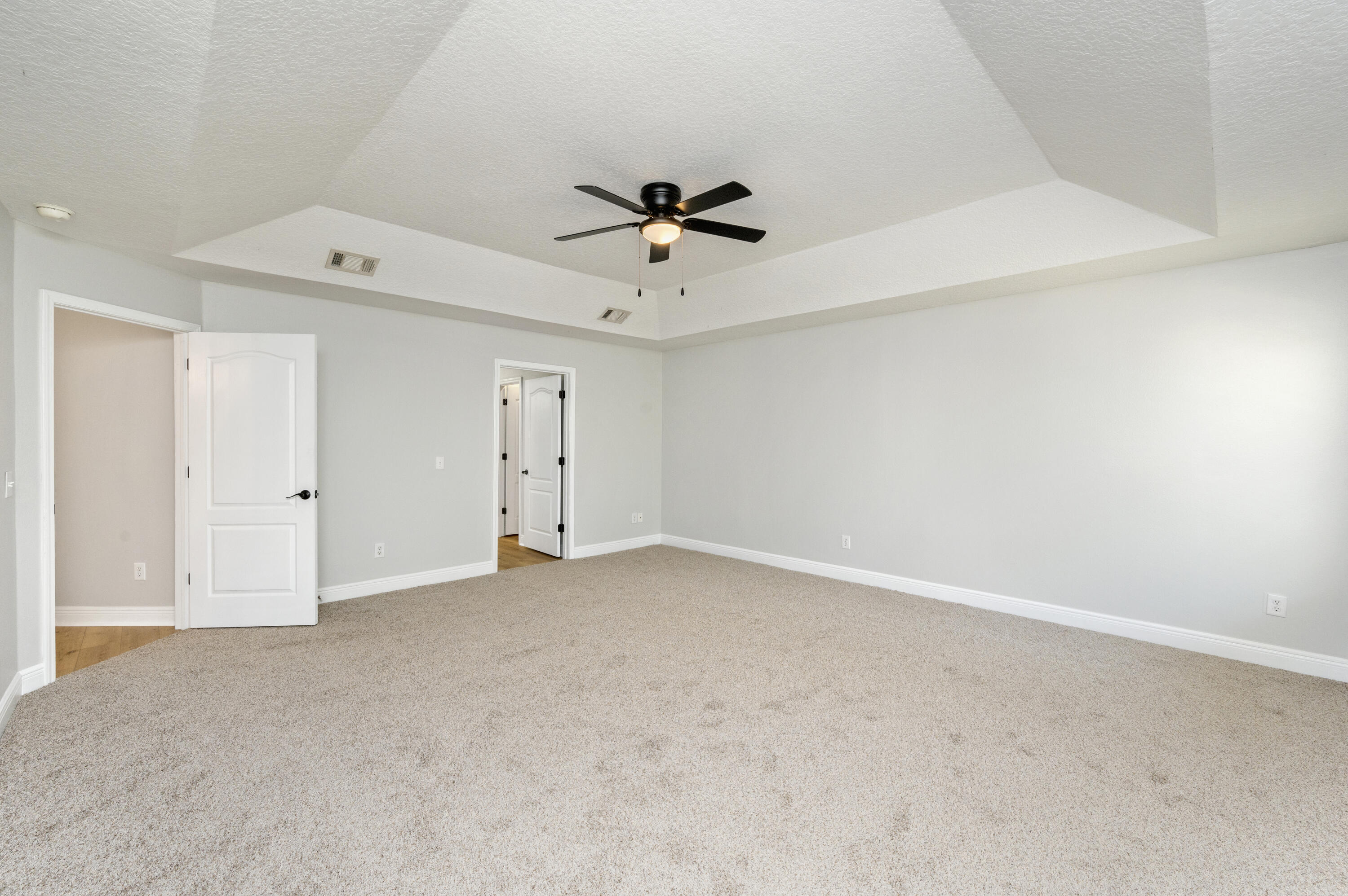 FOX VALLEY - Residential