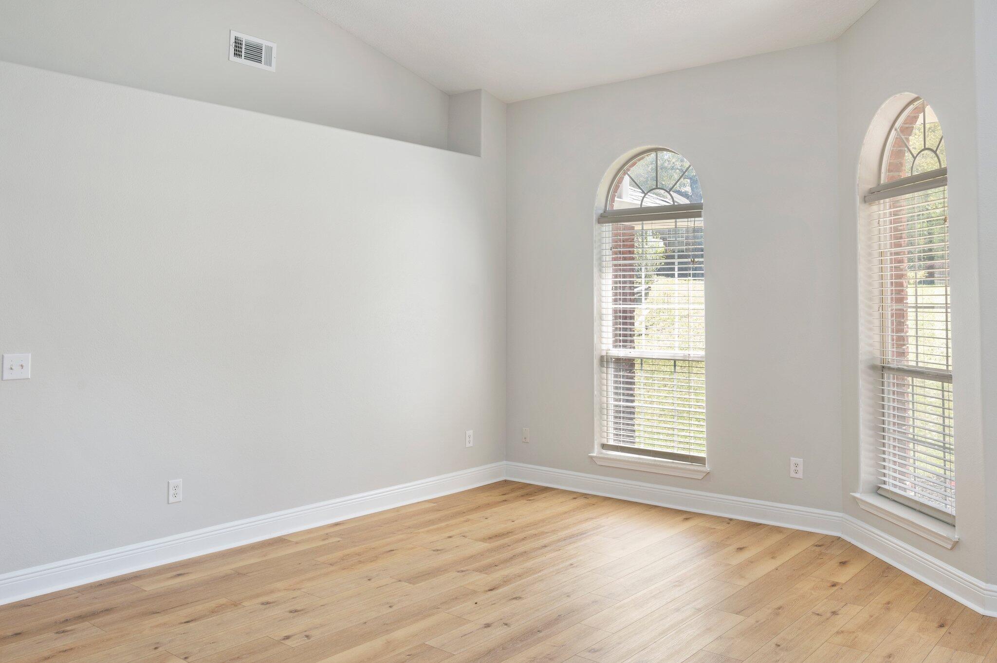 FOX VALLEY - Residential