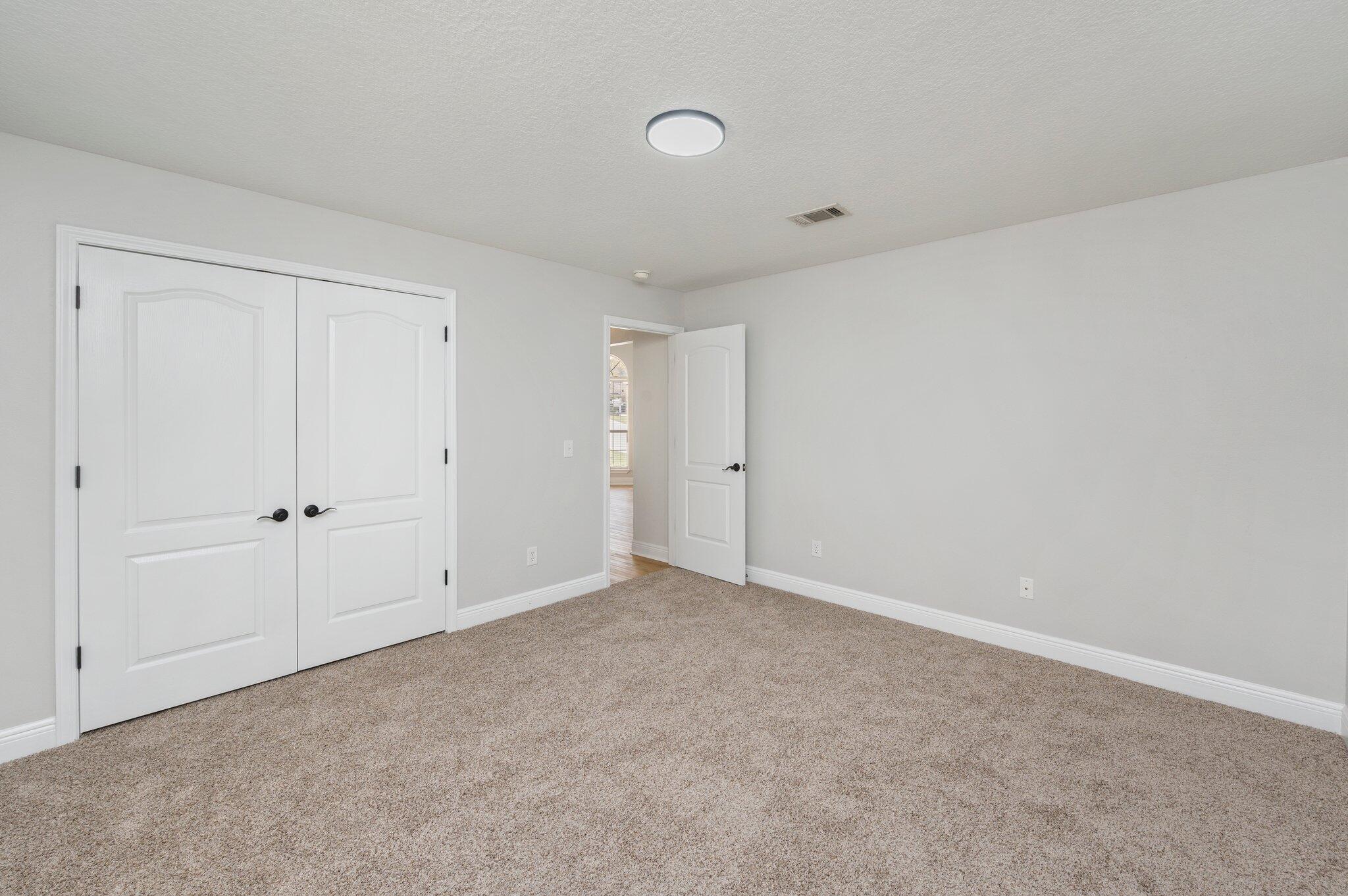 FOX VALLEY - Residential