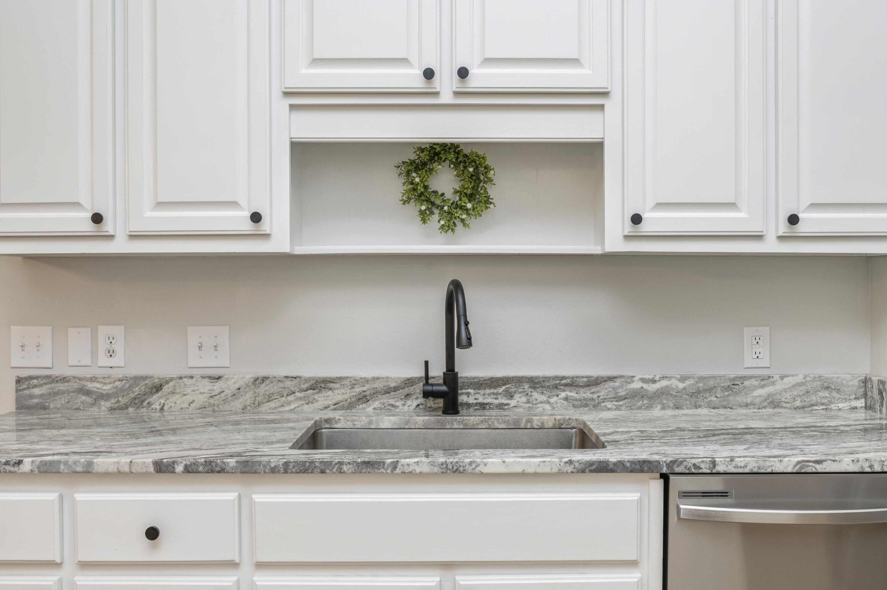 FOX VALLEY - Residential