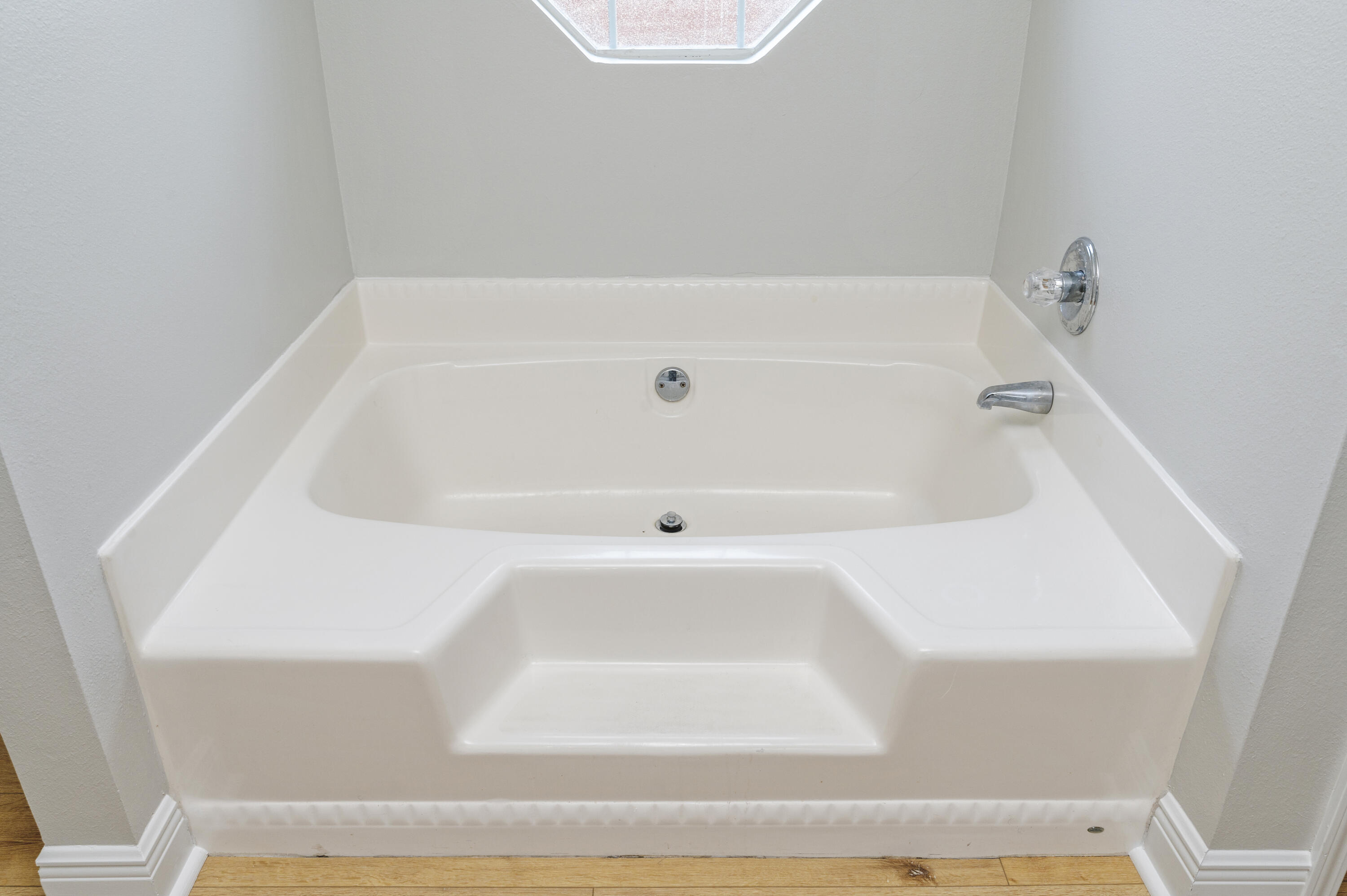 FOX VALLEY - Residential