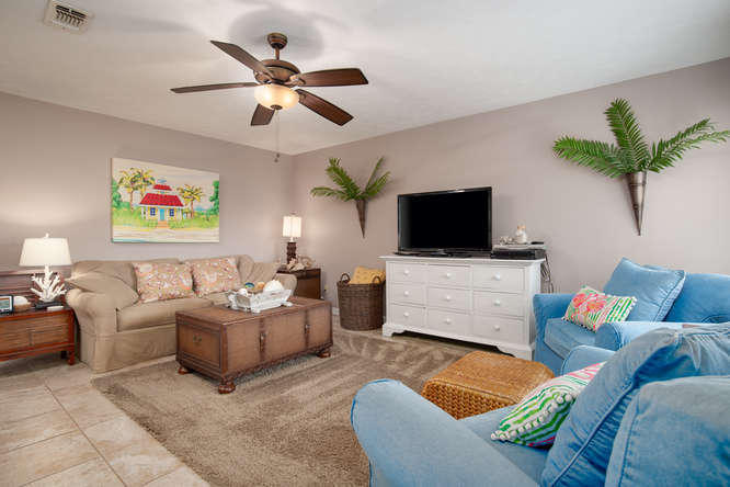 RIVIERA BEACH - Residential