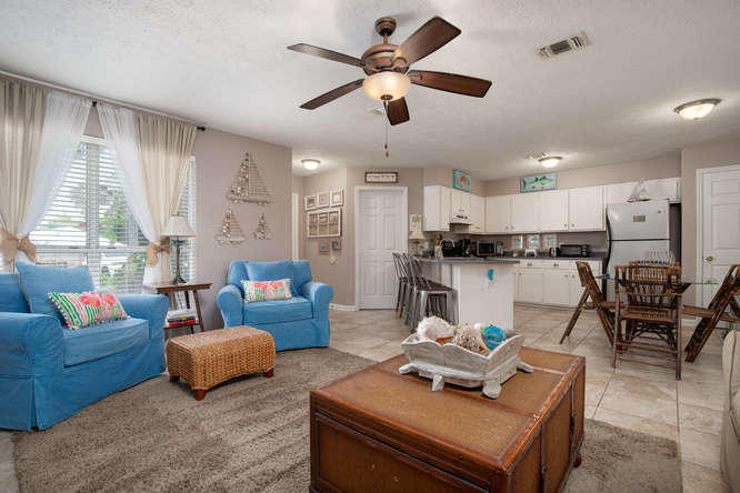 RIVIERA BEACH - Residential