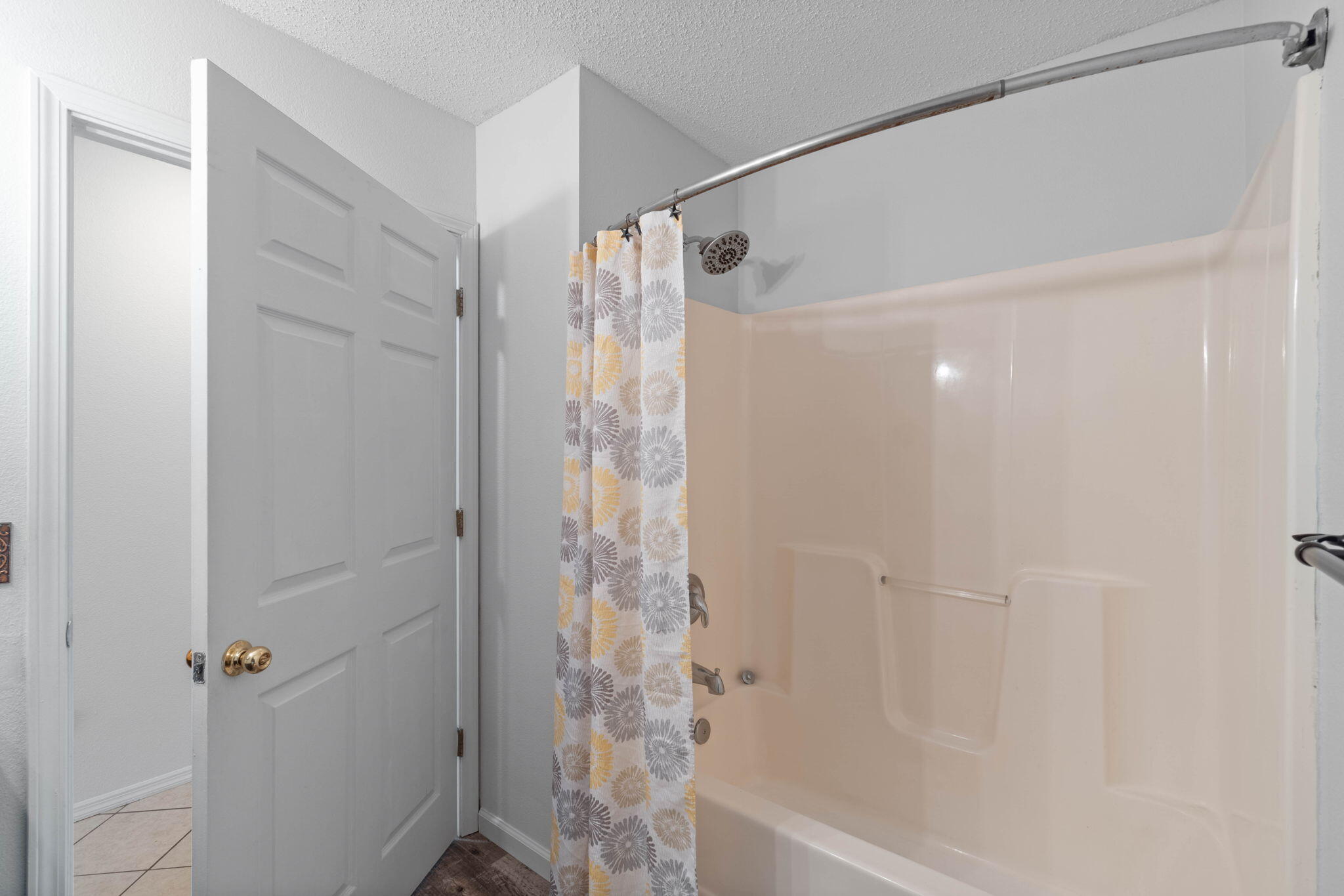 EAST BAY HEIGHTS - Residential