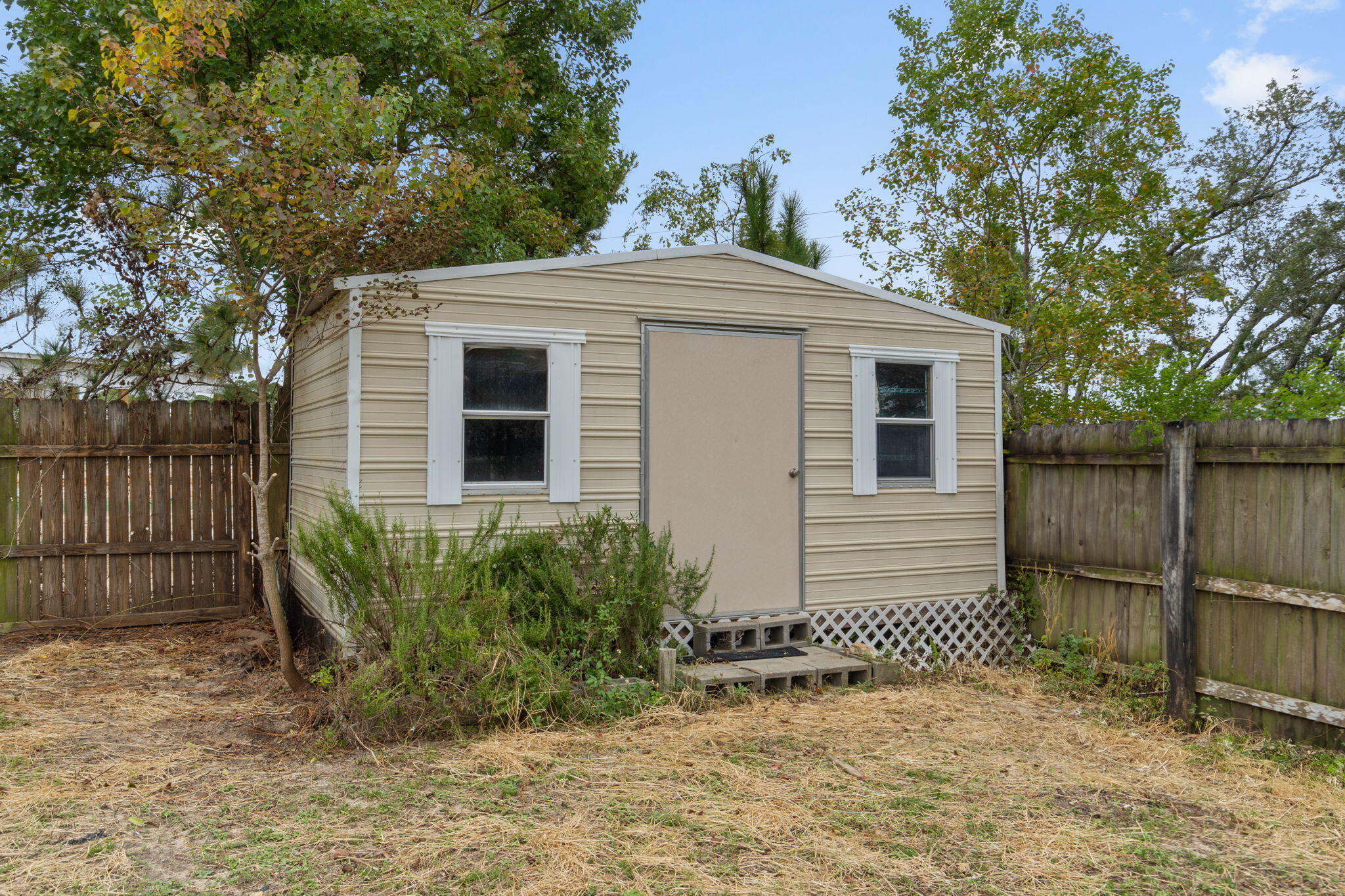 EAST BAY HEIGHTS - Residential